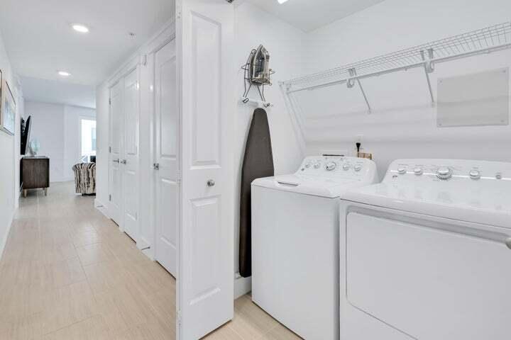 858 Scallop Court, 600