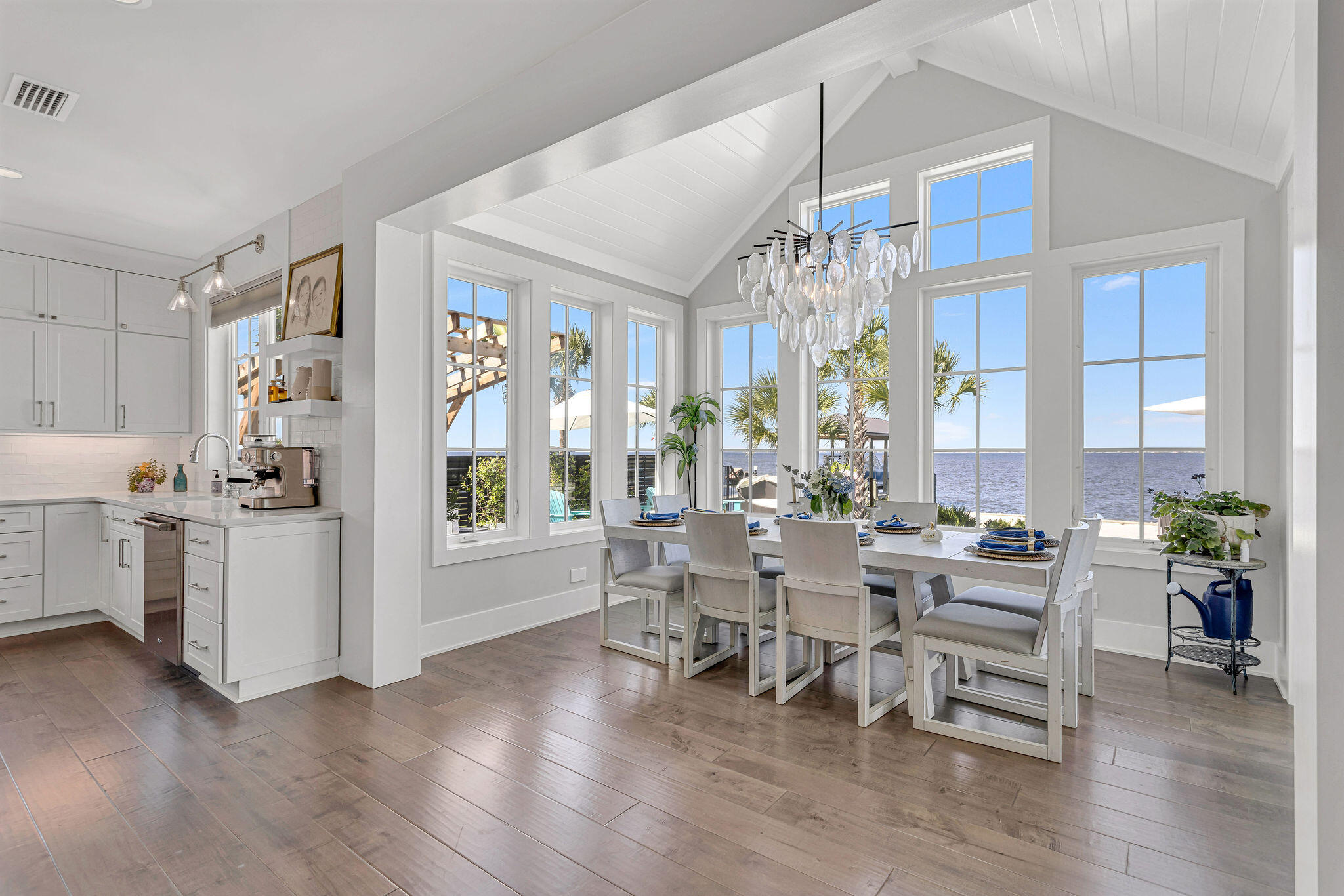 37 Driftwood Court