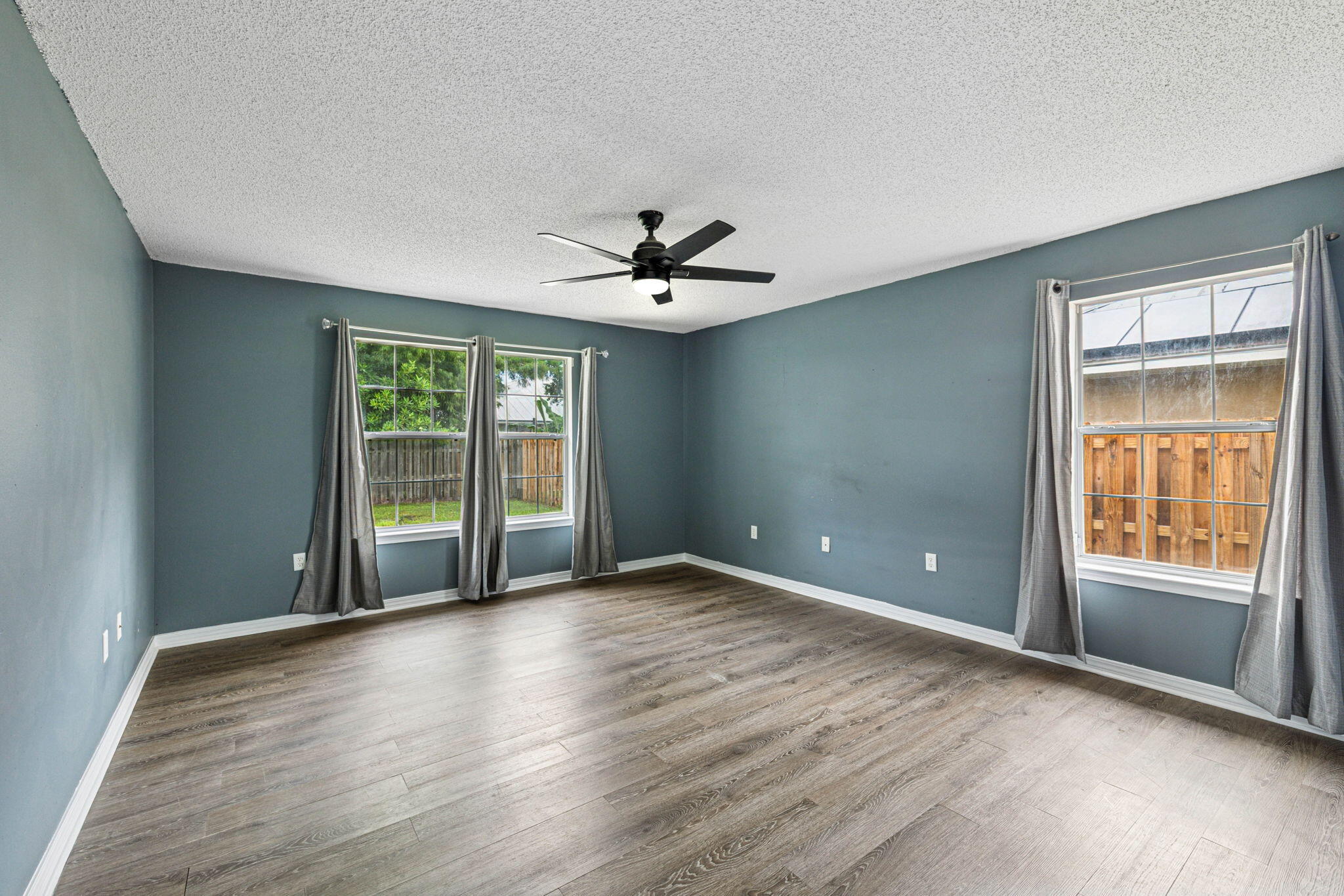 38 S Harborview Road