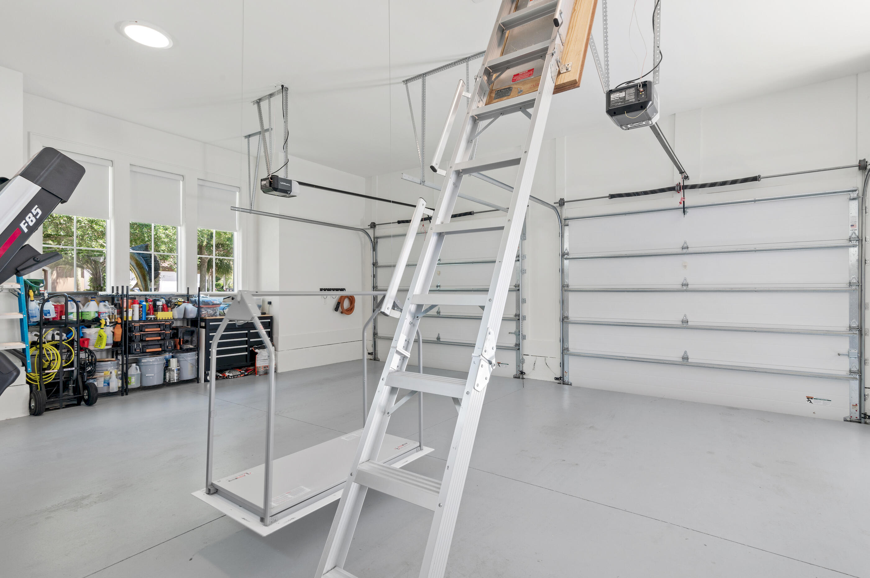 298 Corinthian Place