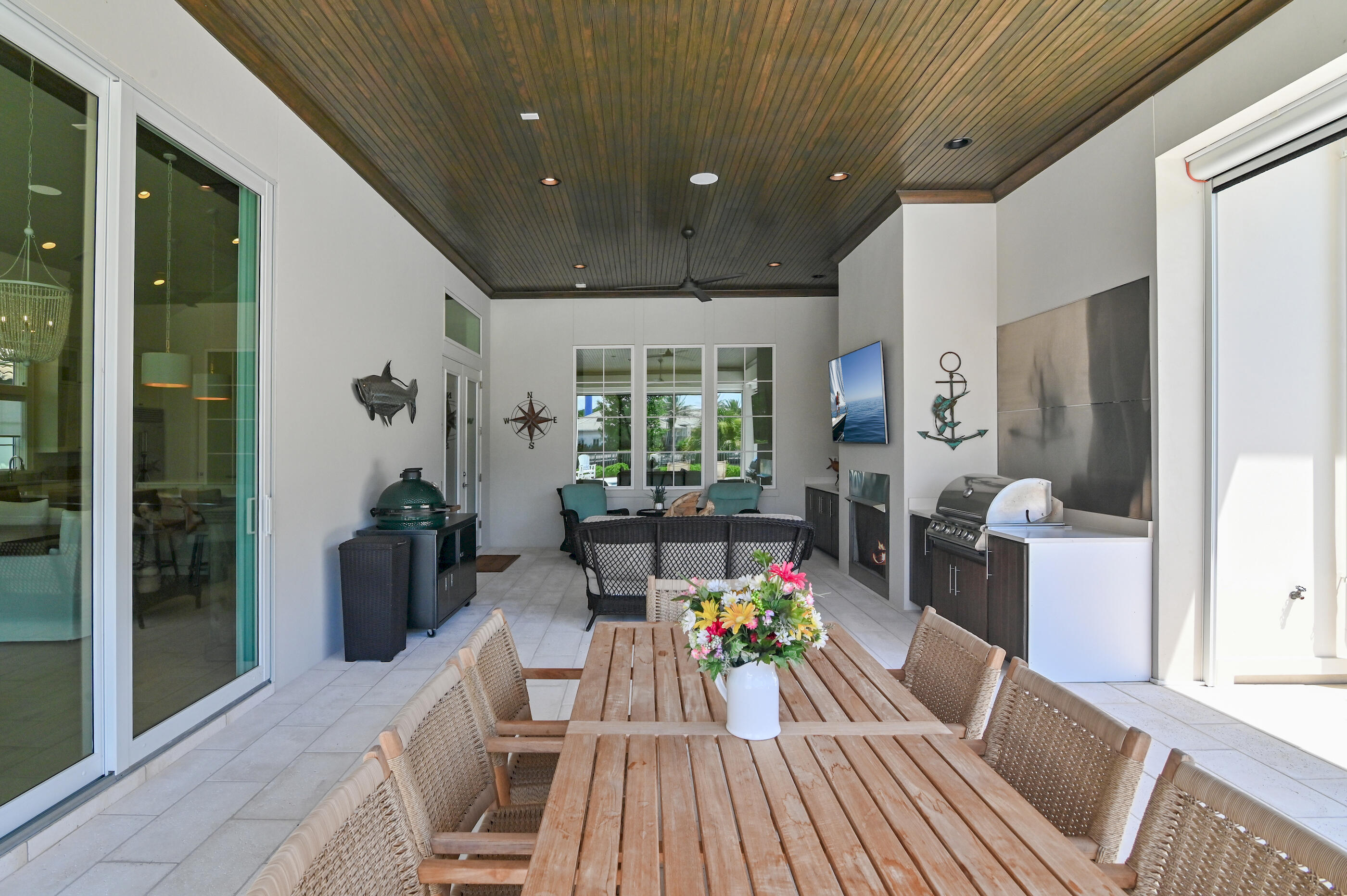 298 Corinthian Place