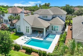 298 Corinthian Place