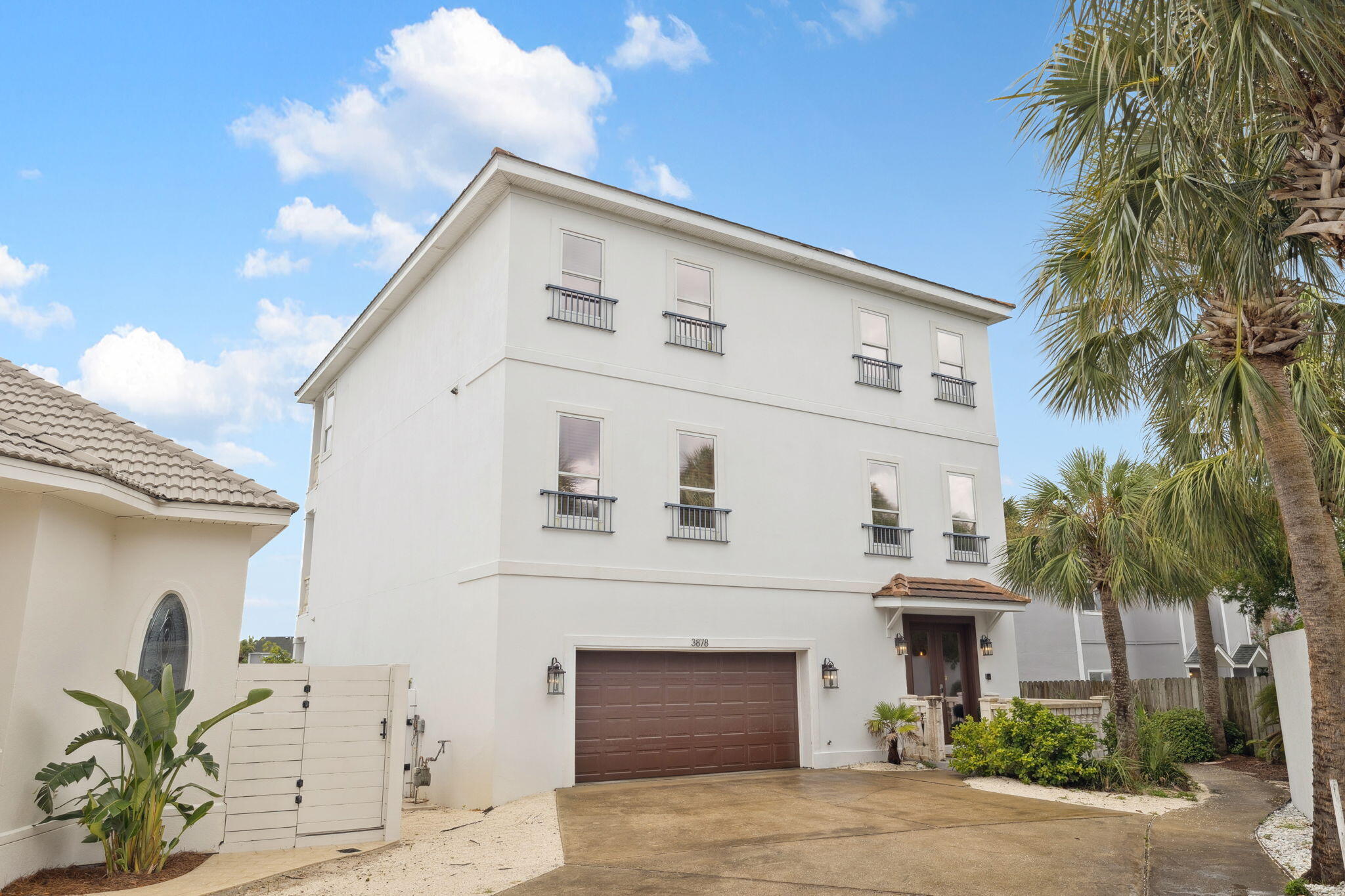 3878 Sand Dune Court