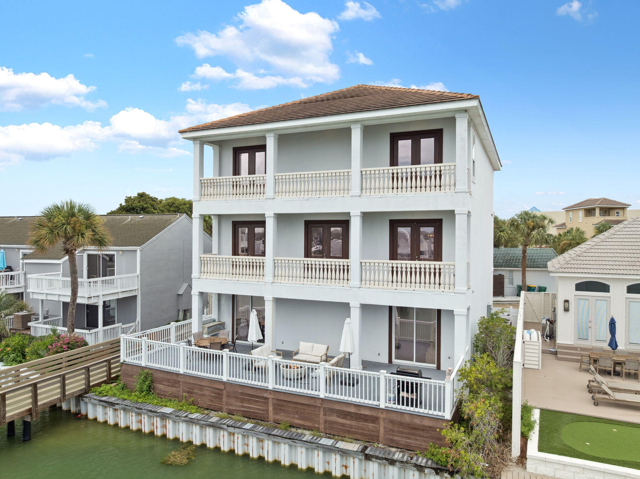 3878 Sand Dune Court