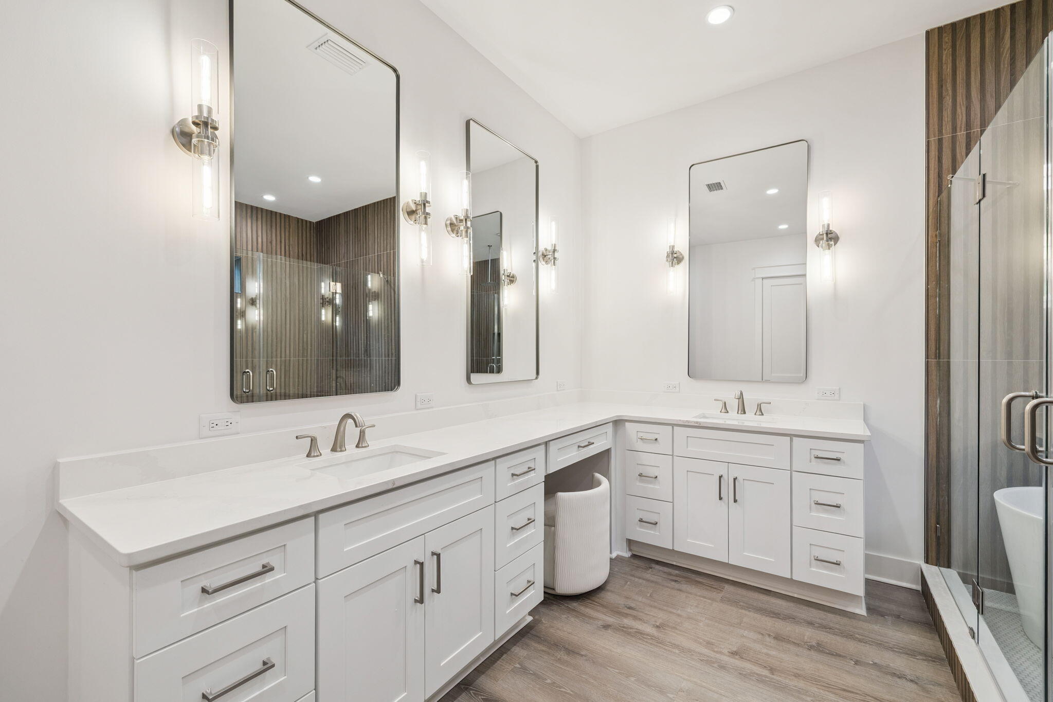 8842 St Andrews Drive