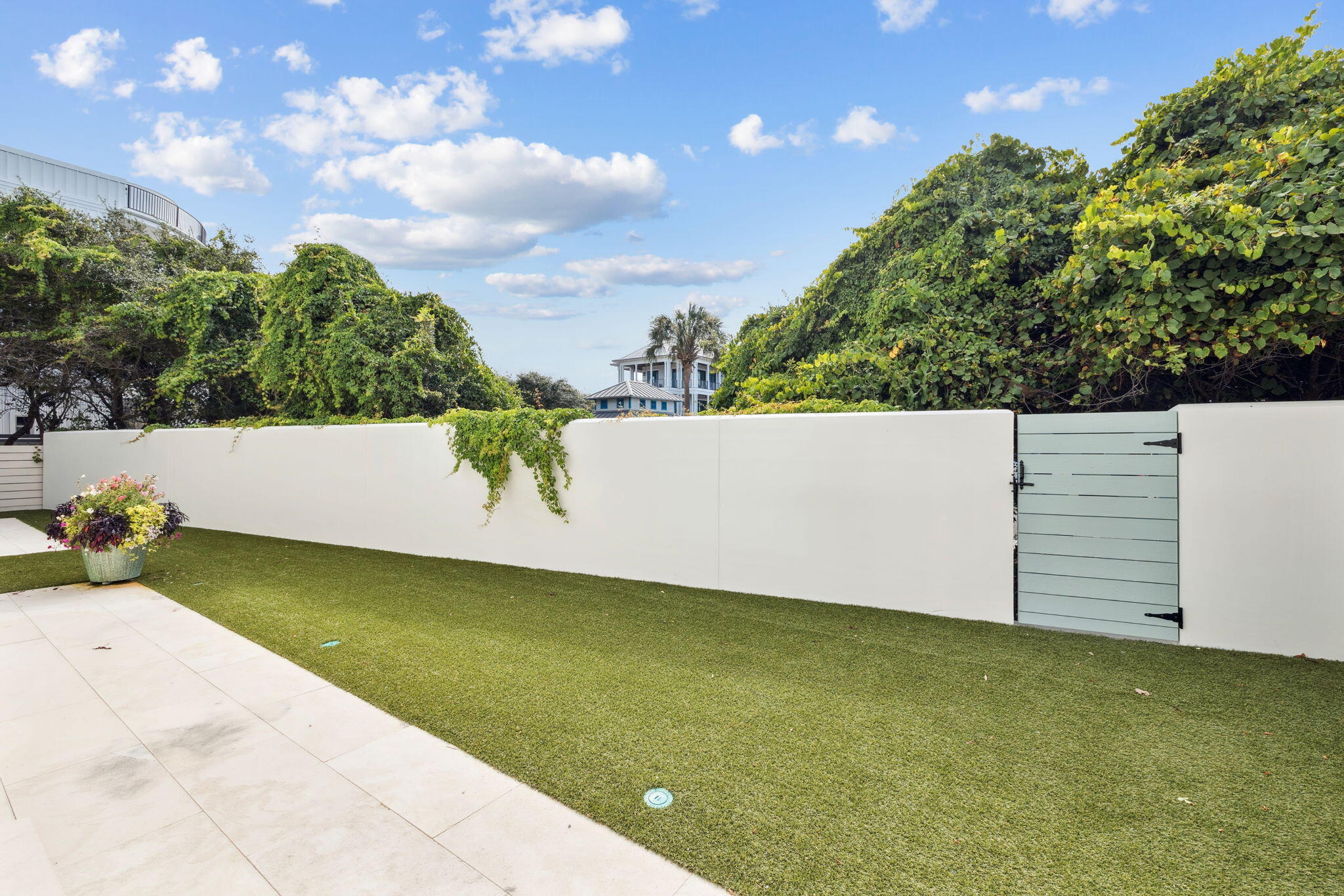 31 Sea Walk Circle