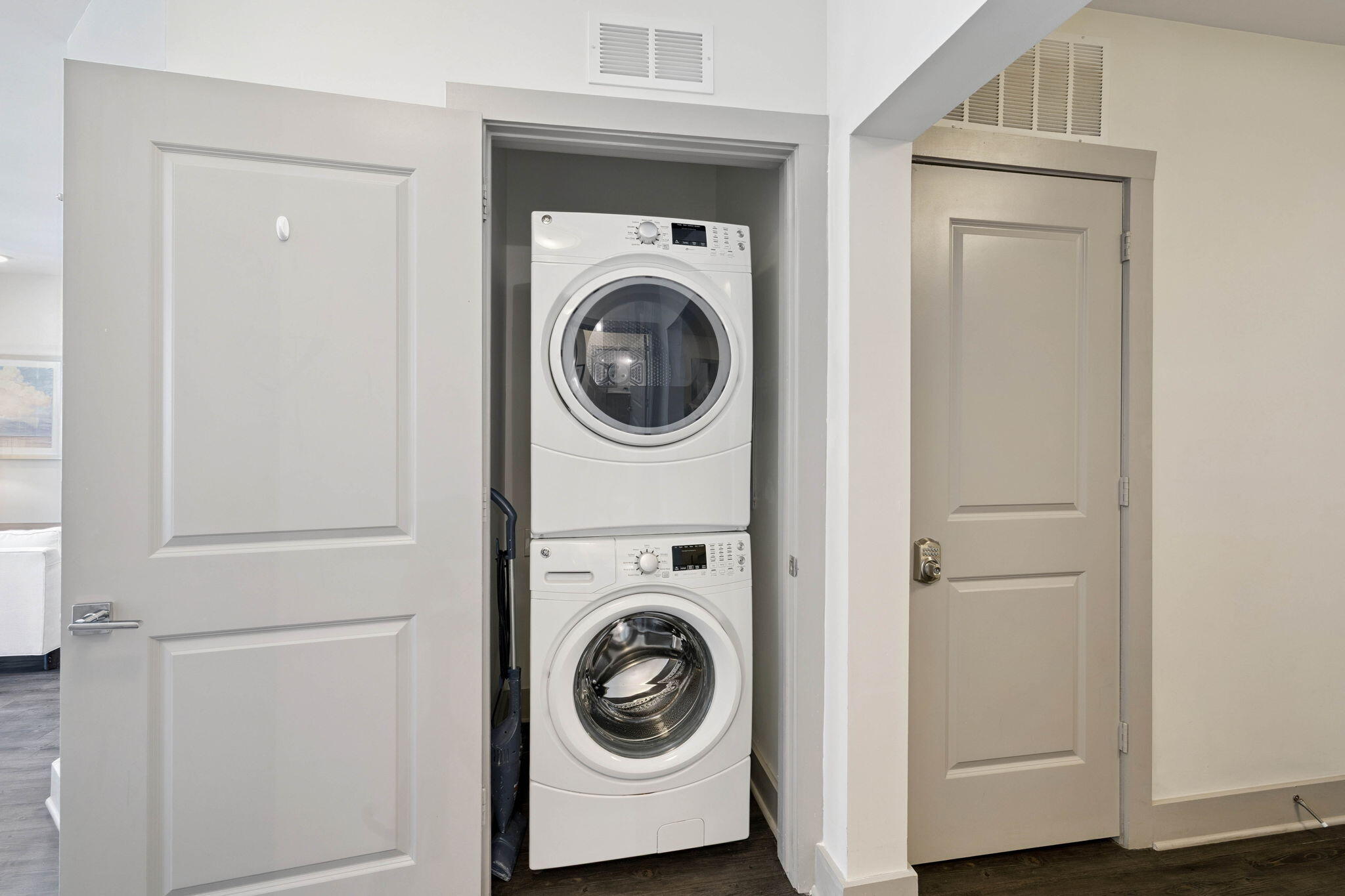 10941 E Co Highway 30A, 125