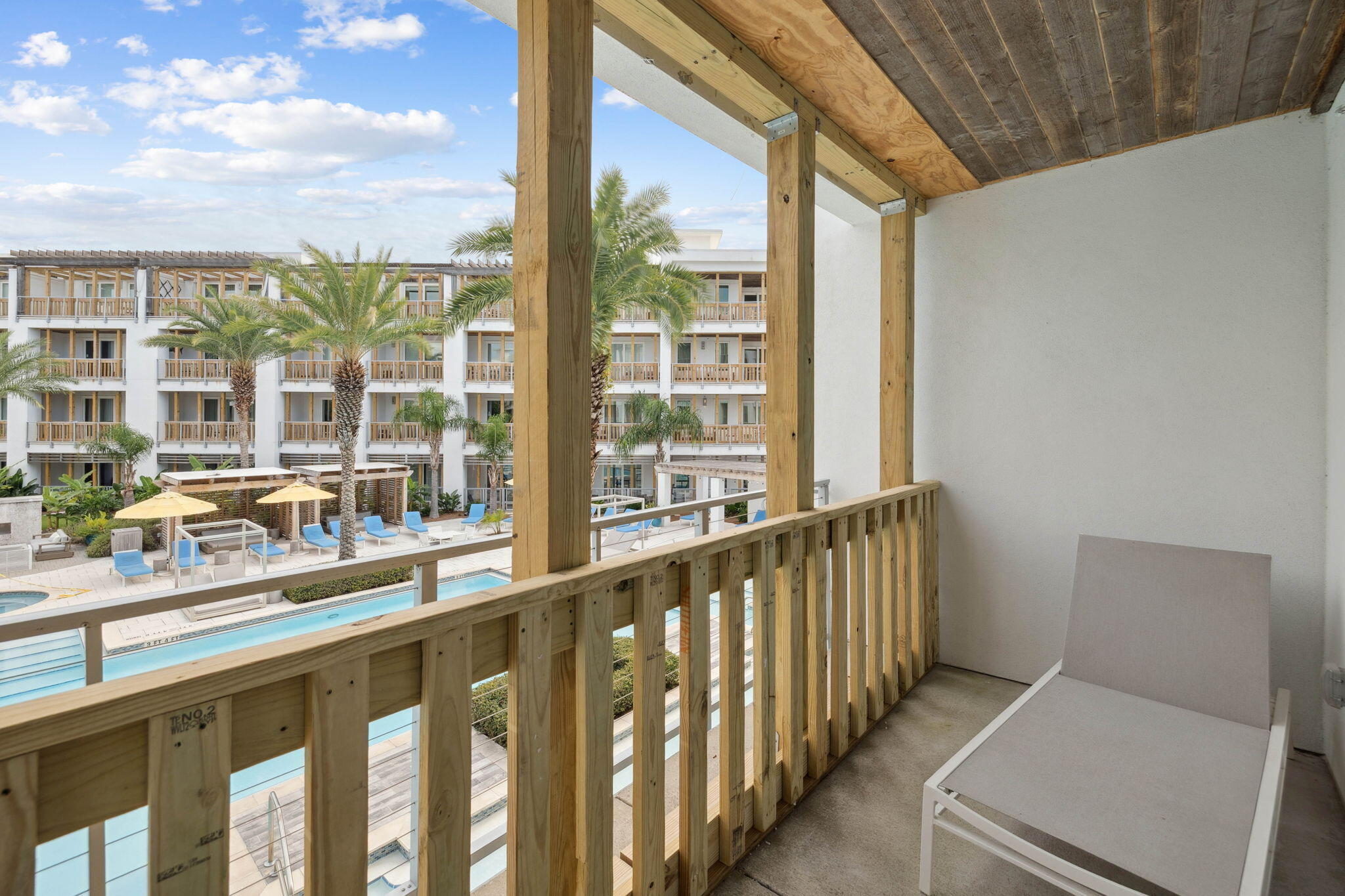 10941 E Co Highway 30A, 125