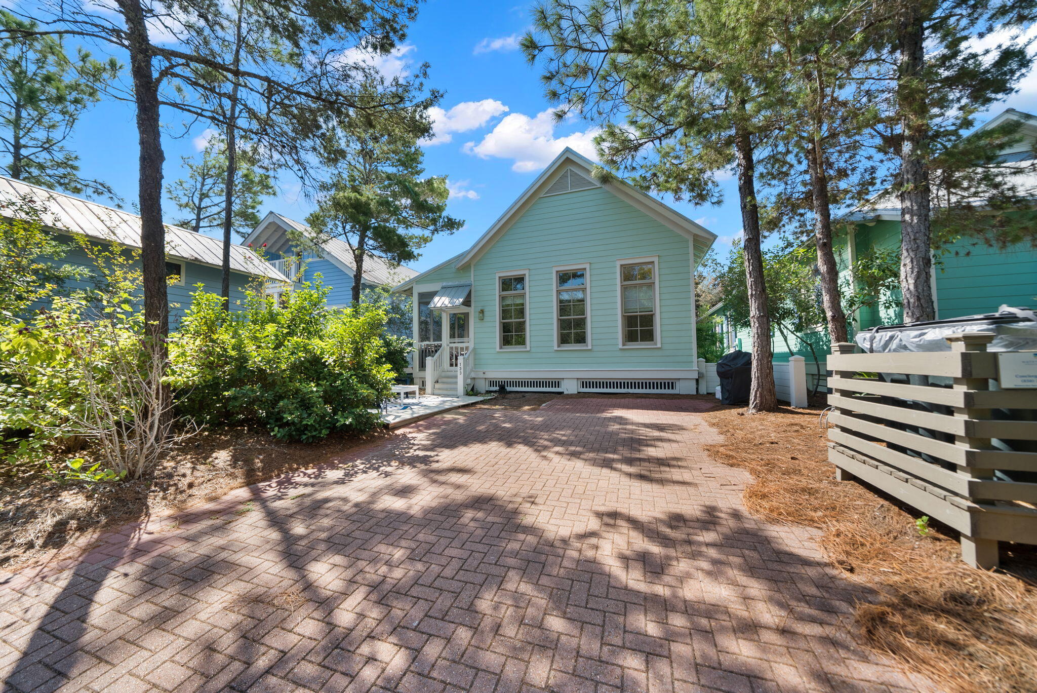 133 Silver Laurel Way