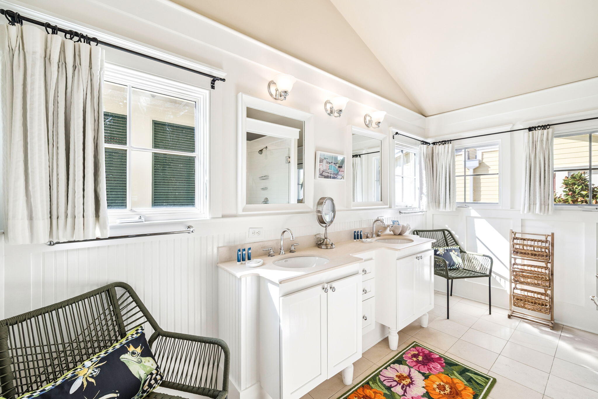 1640 E County Highway 30A, UNIT 302