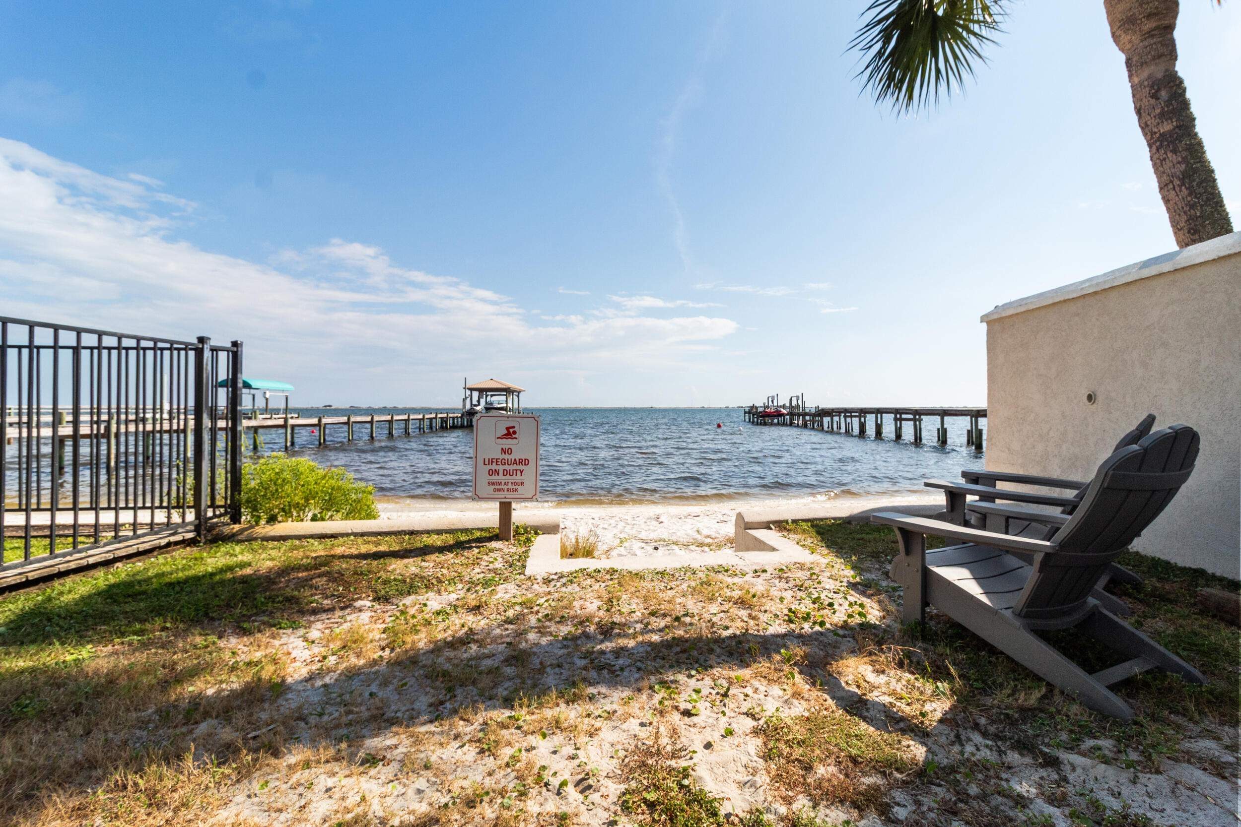 1908 Rue La Fountaine