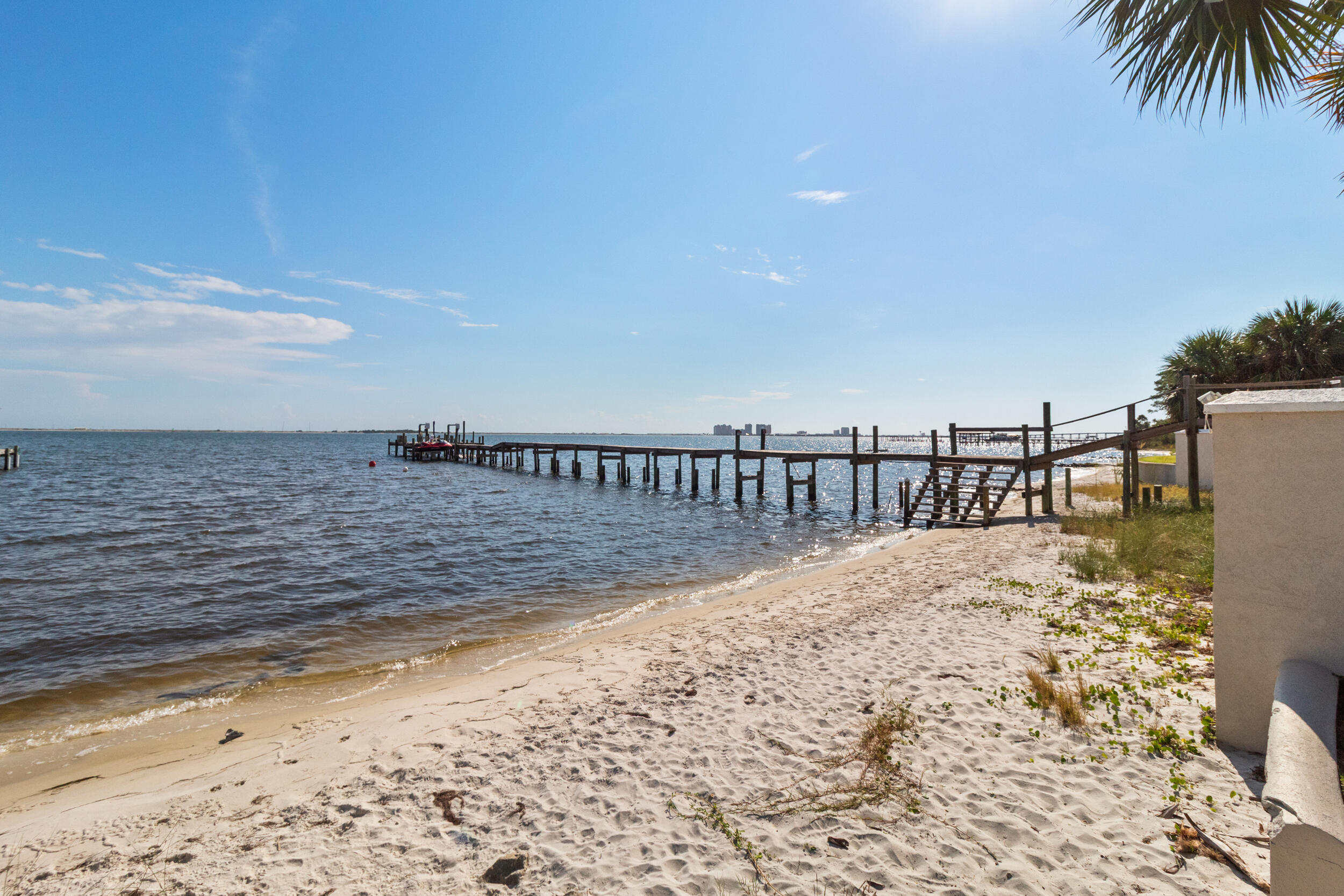 1908 Rue La Fountaine