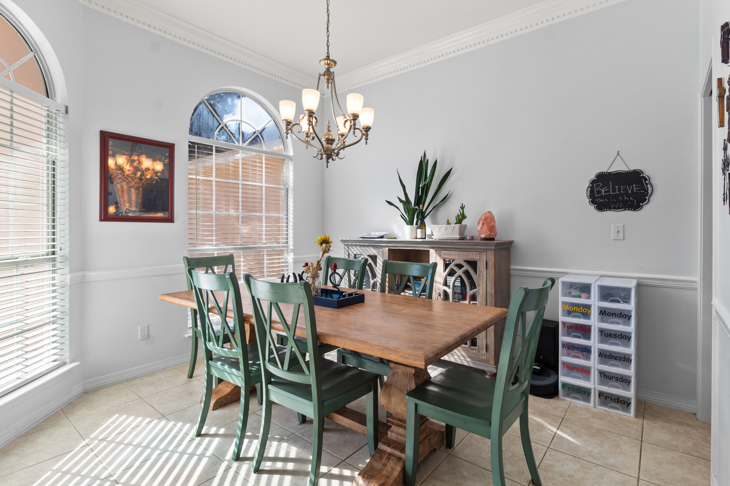 1908 Rue La Fountaine