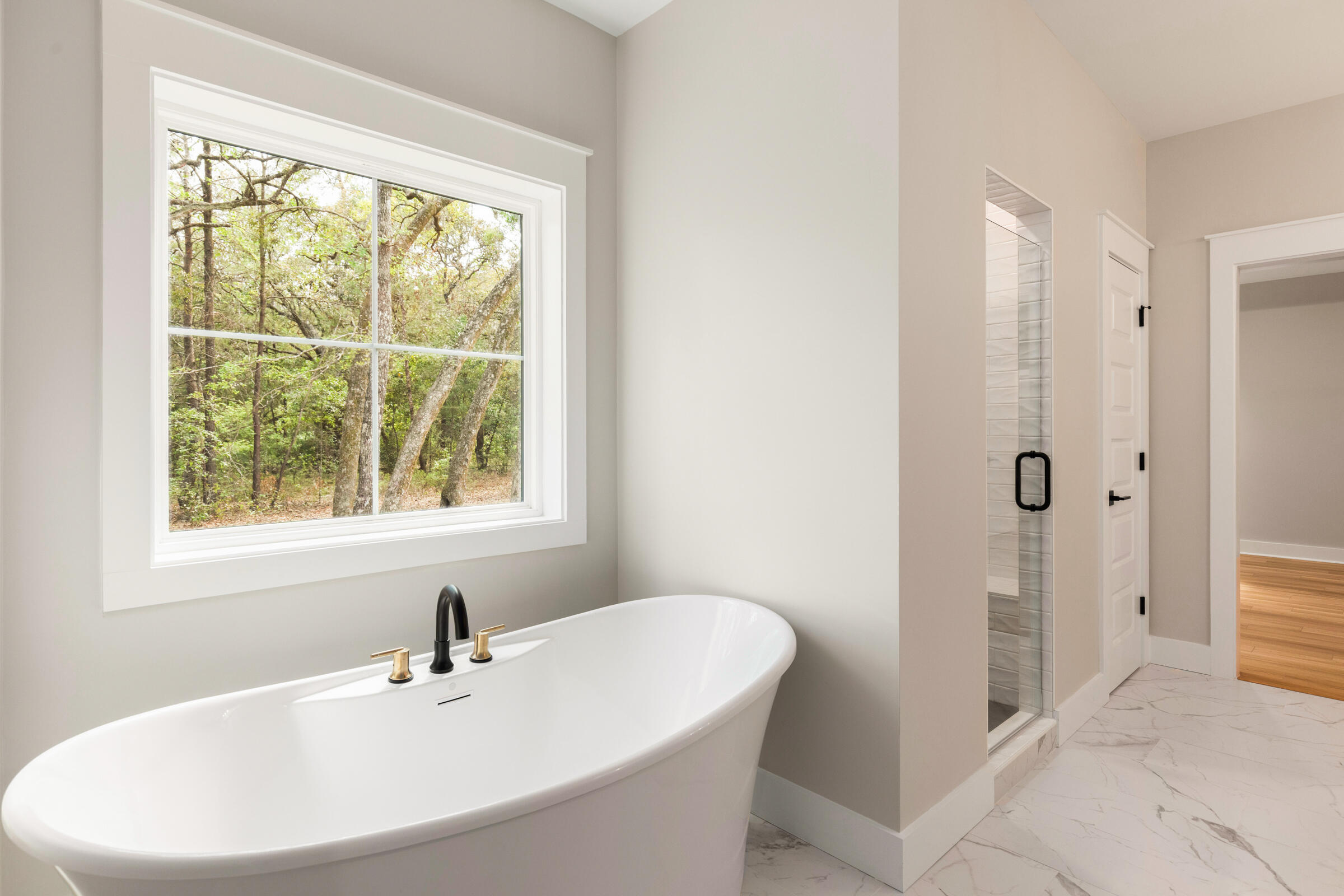 335 J Hunter's Way S