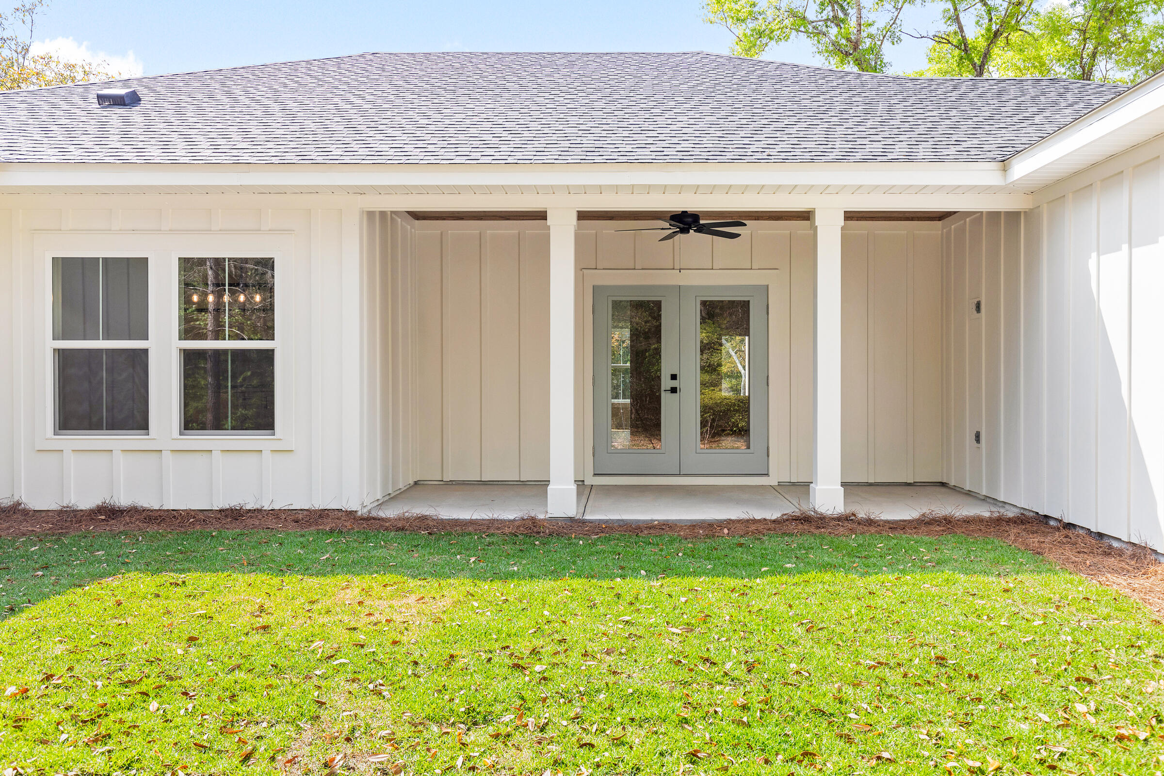 335 J Hunter's Way S