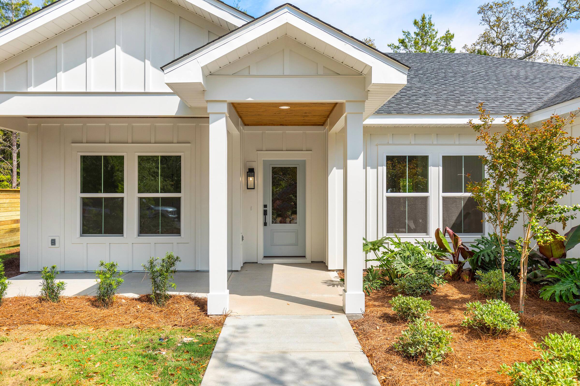 335 J Hunter's Way S