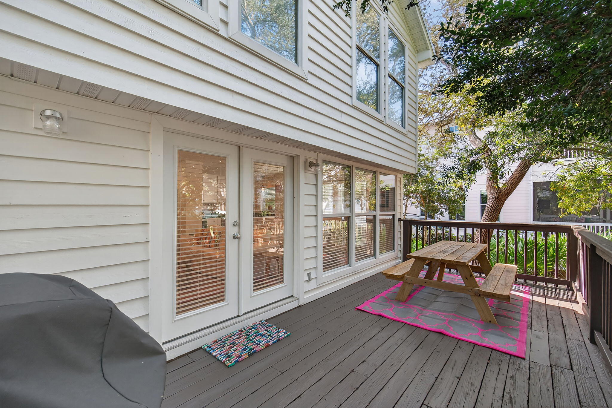 335 San Juan Avenue