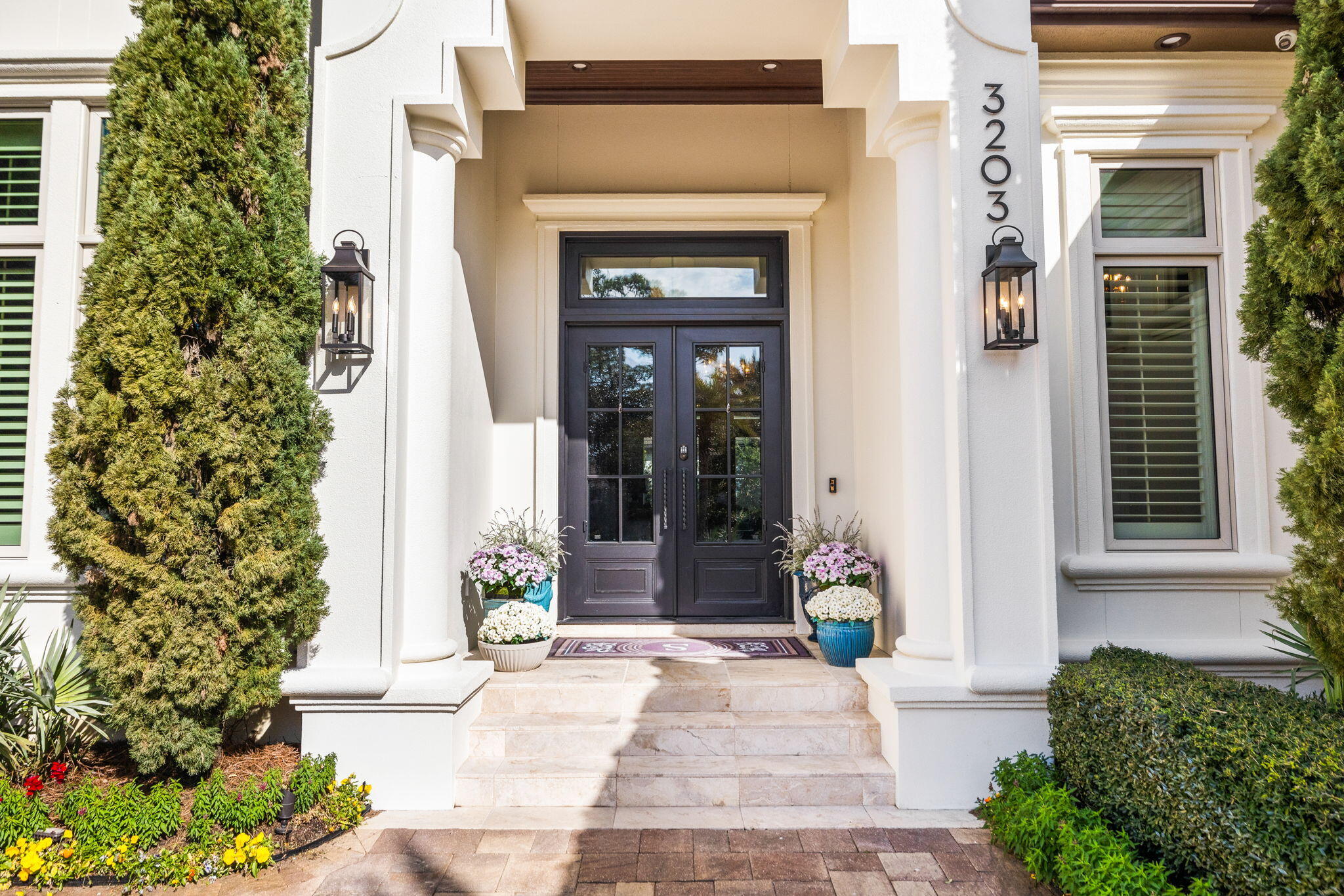 3203 Bay Estates Circle