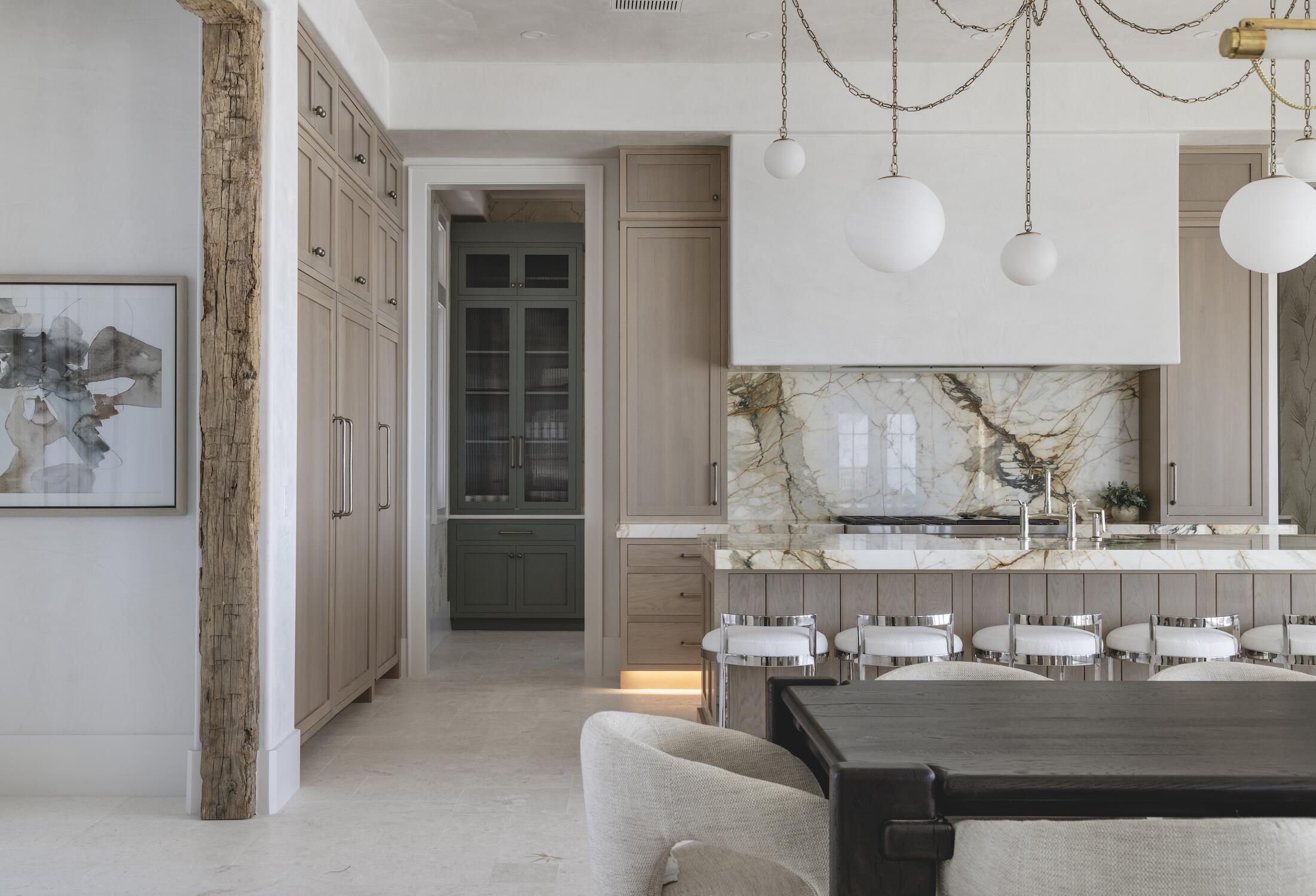 5673 W County Highway