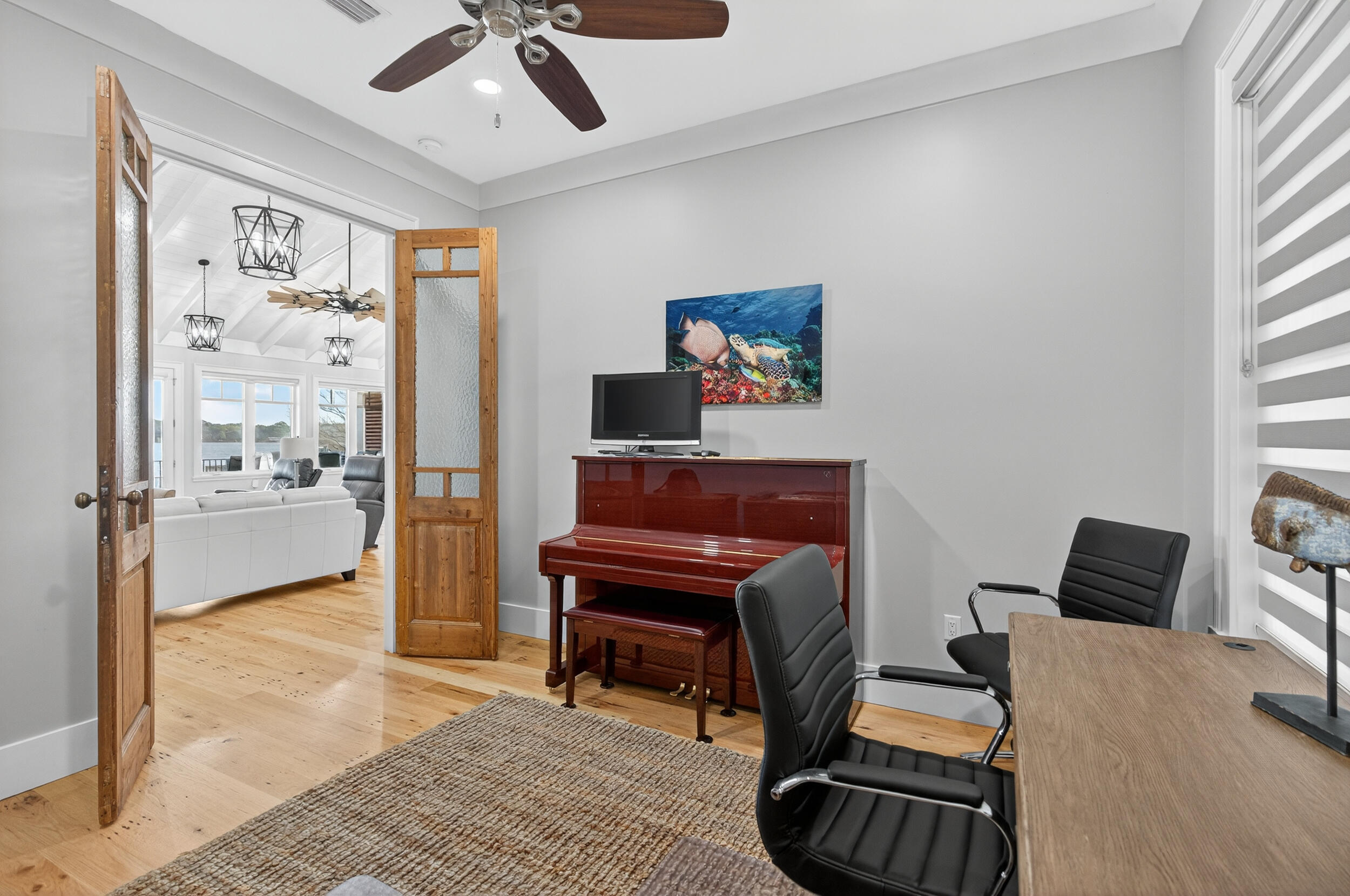 901 Peacocks Point Drive