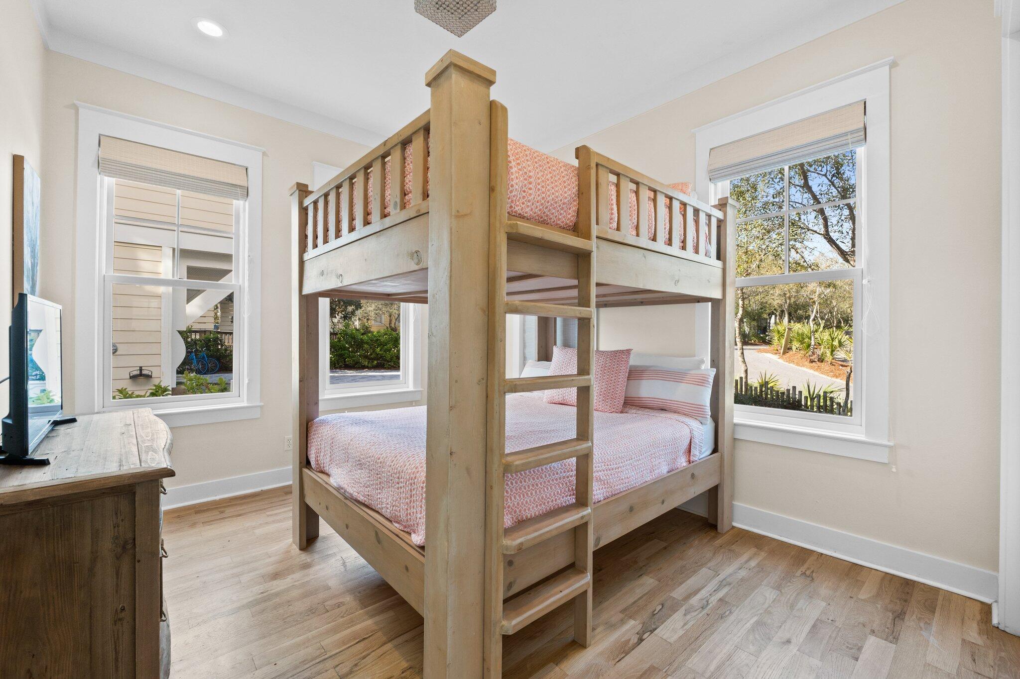 64 Chelsea Loop Road