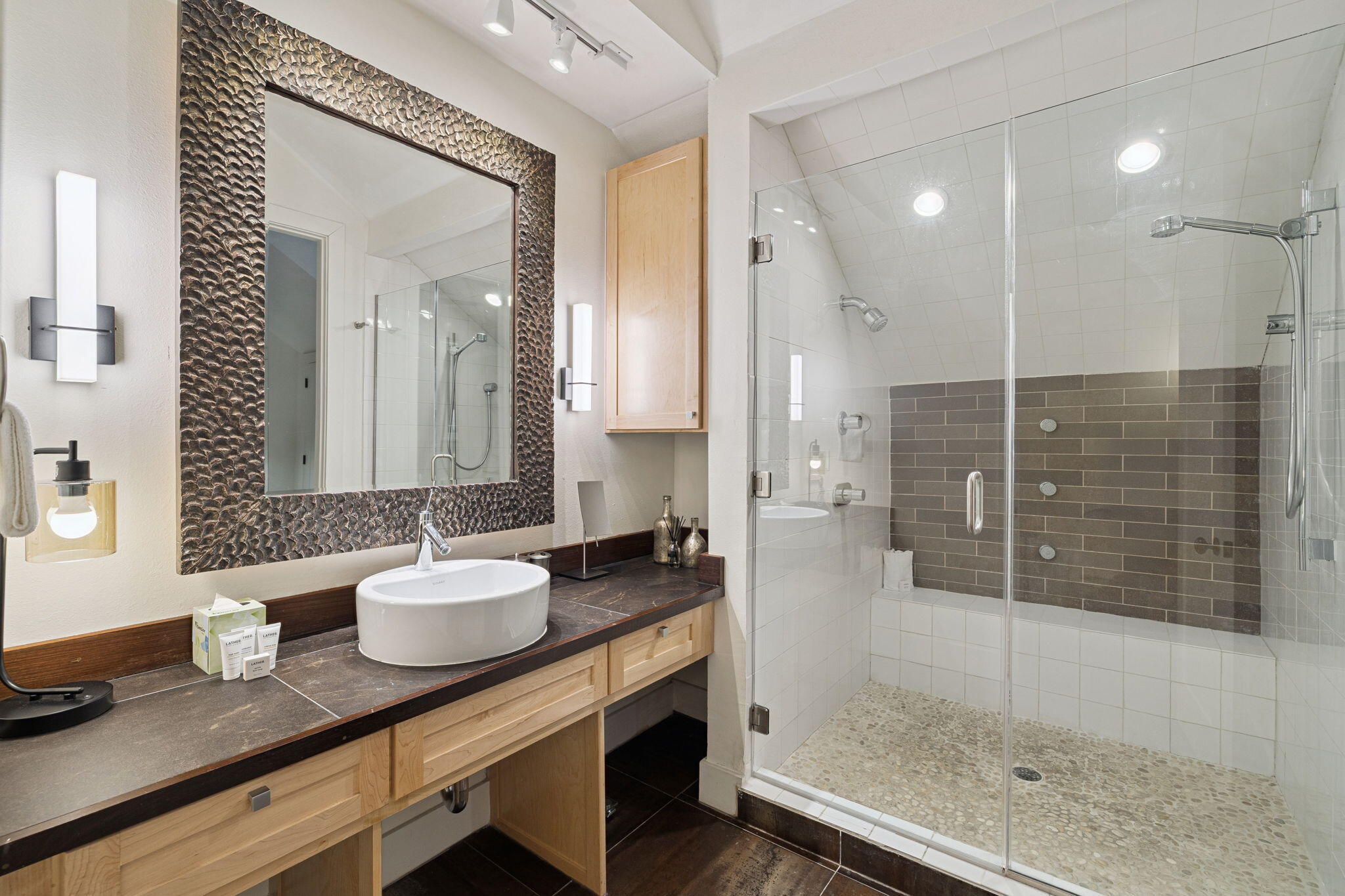 246 Fishermans Wharf 246