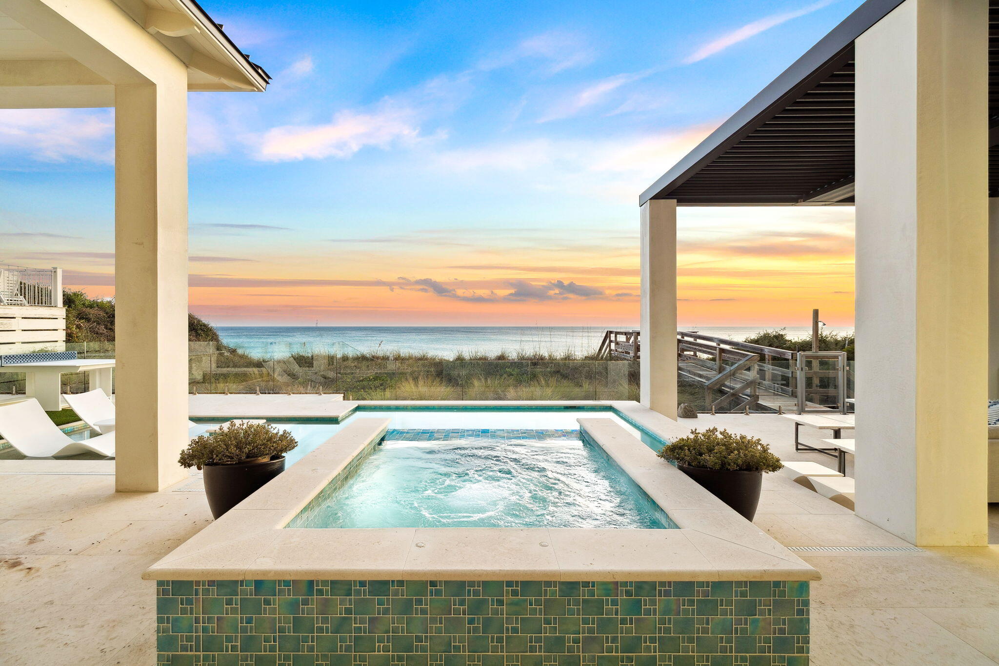 4845 W County Hwy 30A