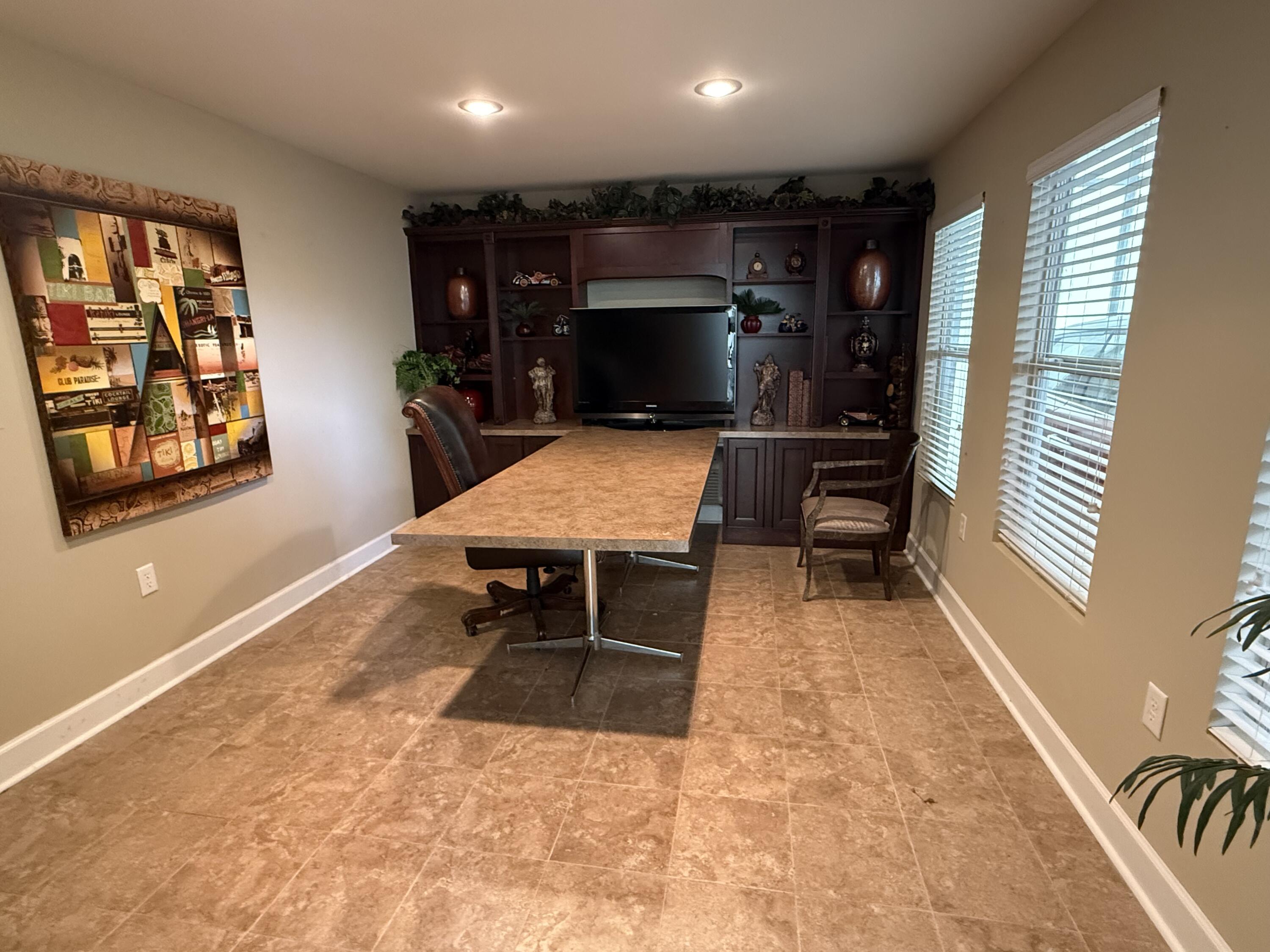 1001 Airport Road Block 7 Lot 2