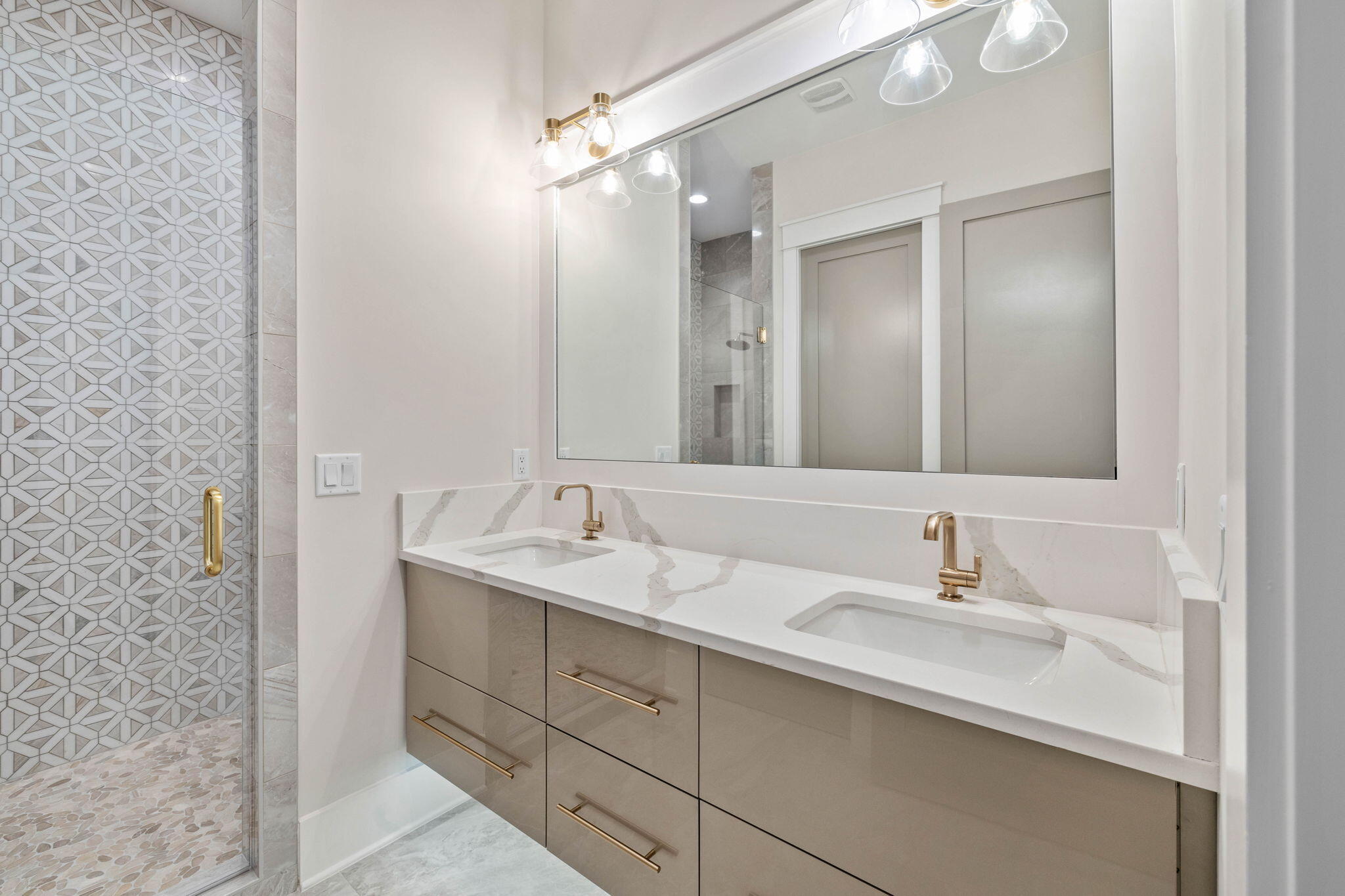 3232 W County Hwy 30A