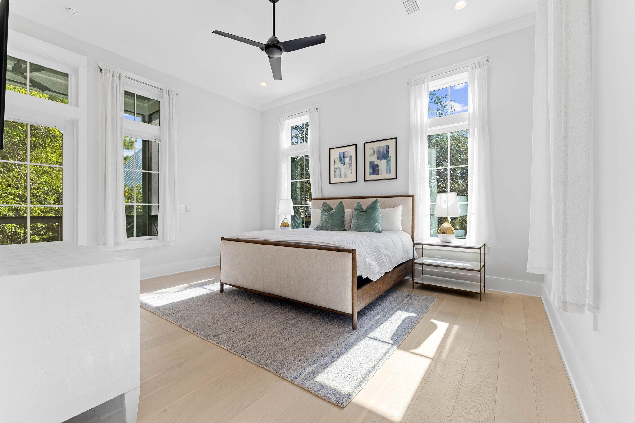 3232 W County Hwy 30A