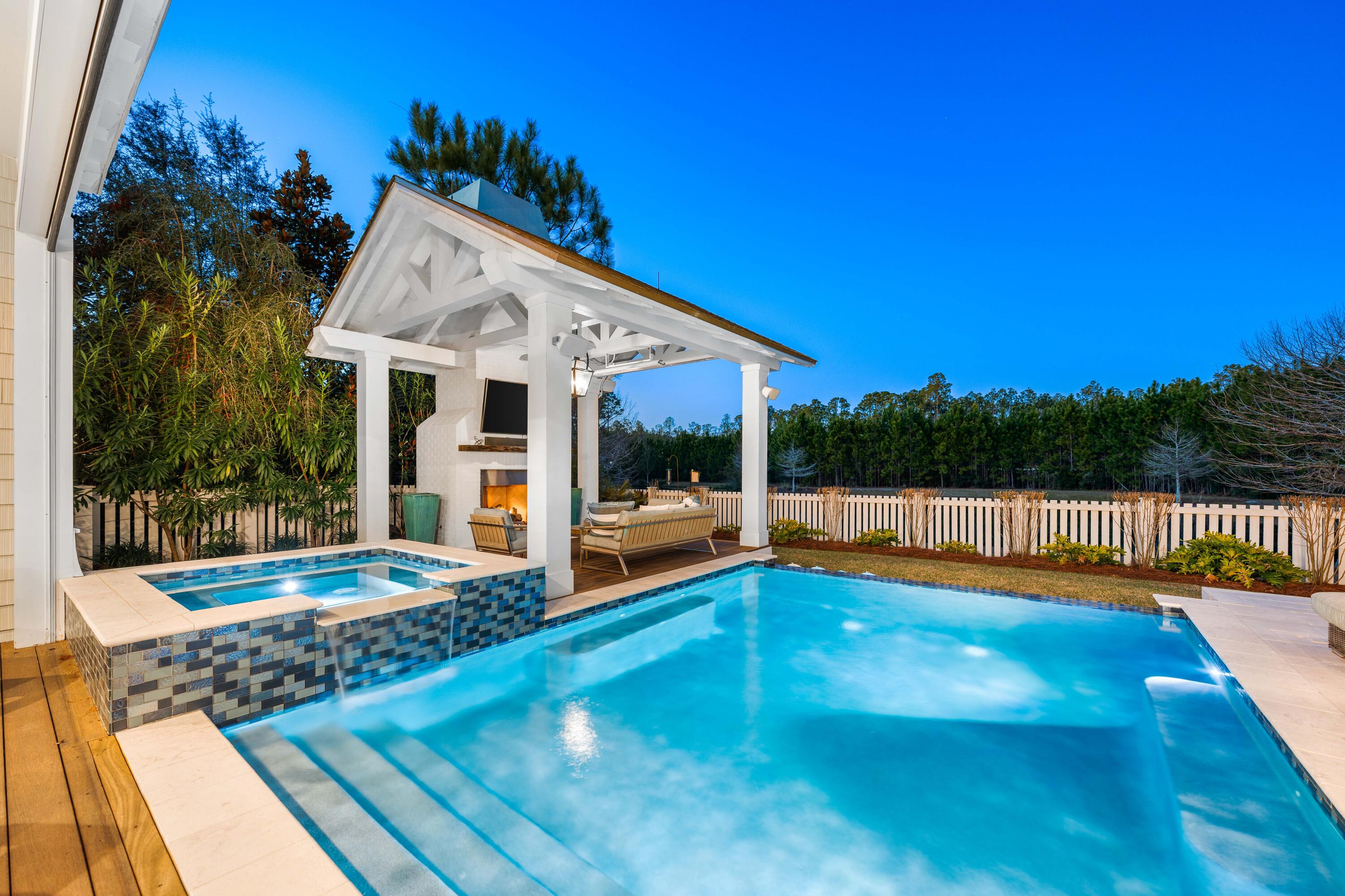 55 Seastone Court