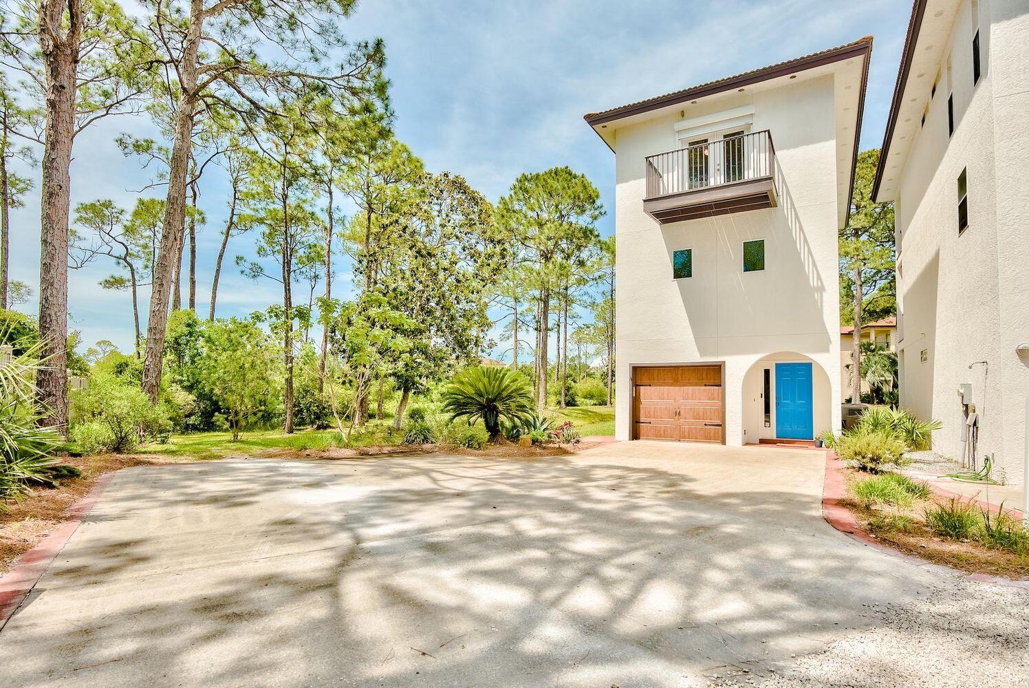 114 Mar A Lago Boulevard 1