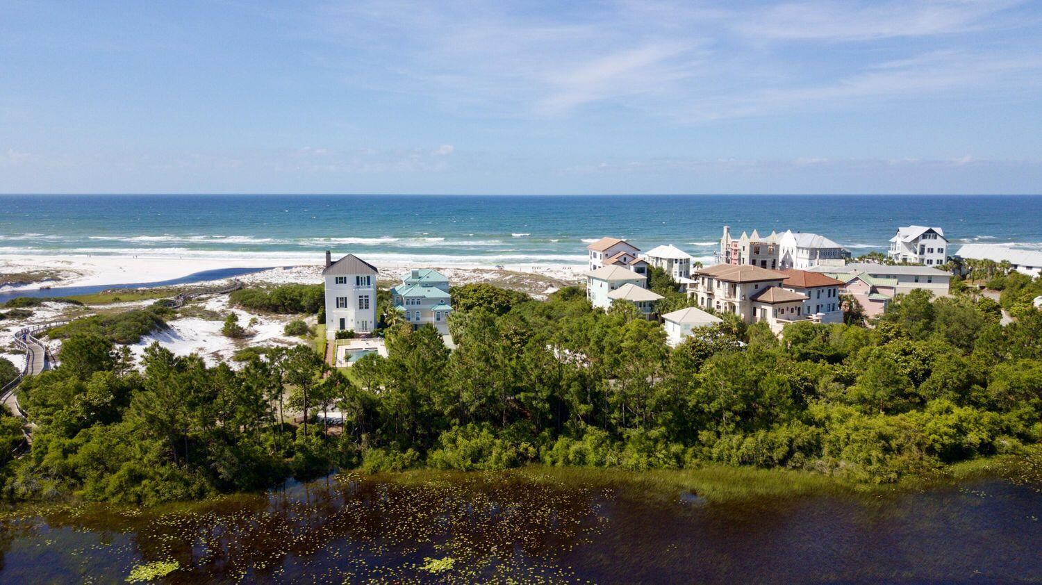 114 Mar A Lago Boulevard 1