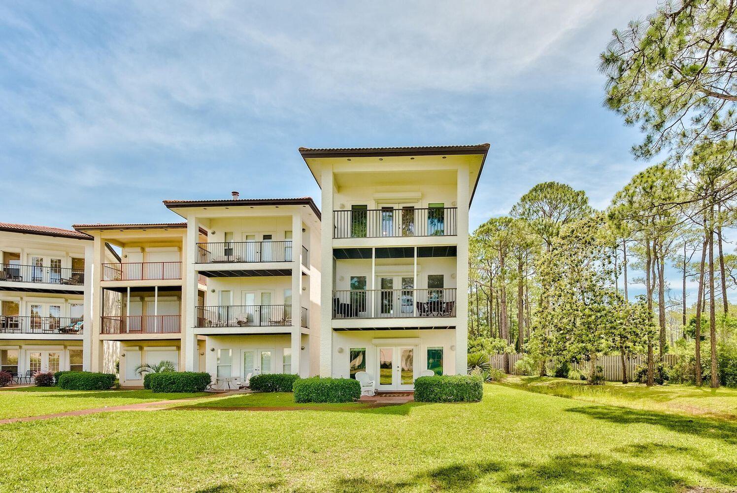 114 Mar A Lago Boulevard 1