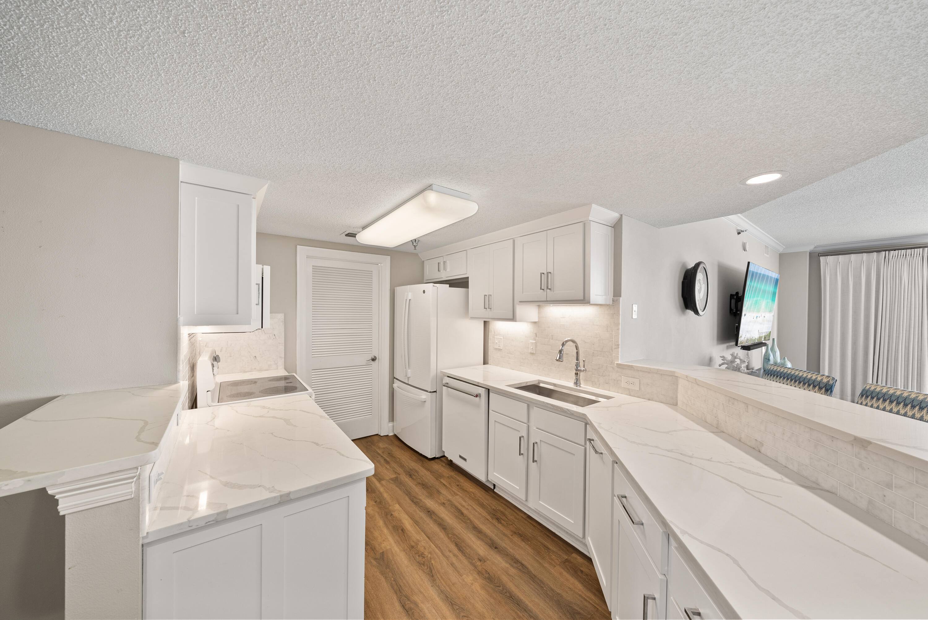 4421 Thomas Drive 602