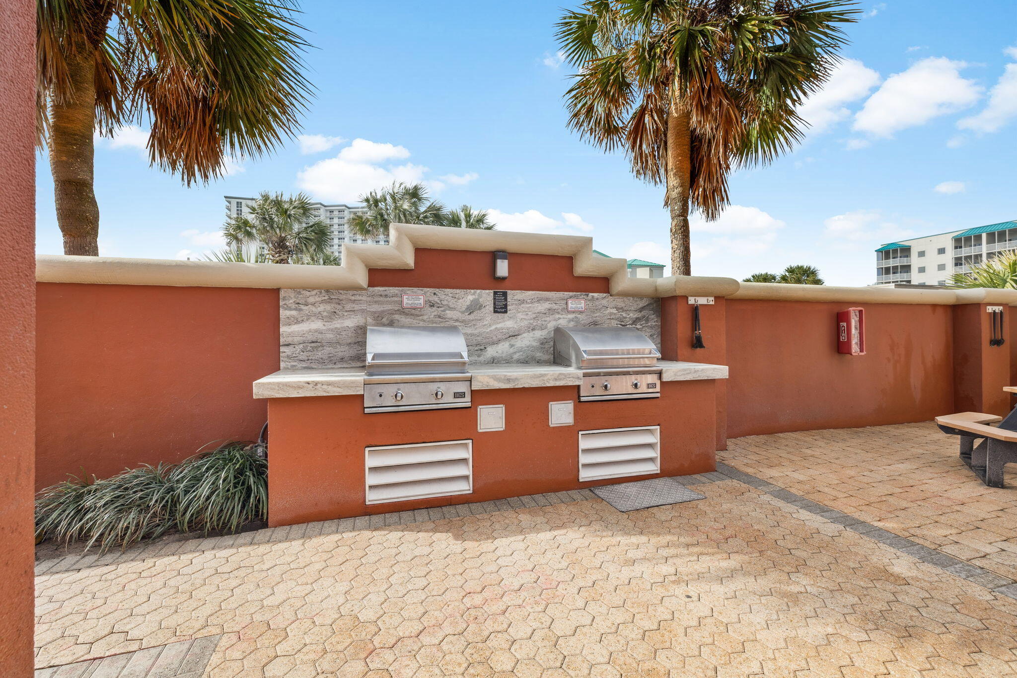 1008 E Highway 98 31