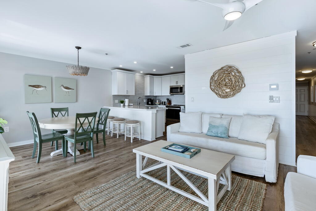 144 Spires Lane UNIT 414