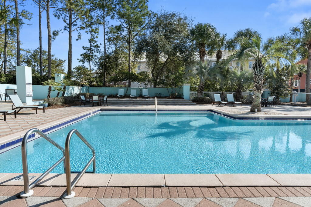 144 Spires Lane UNIT 414