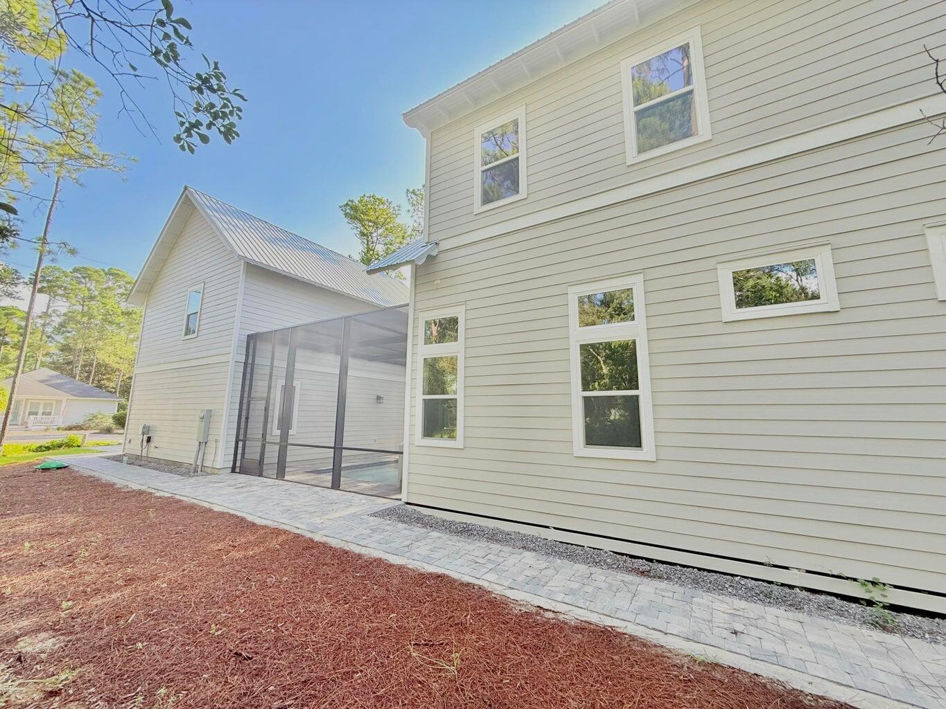 116 E Georgie Street