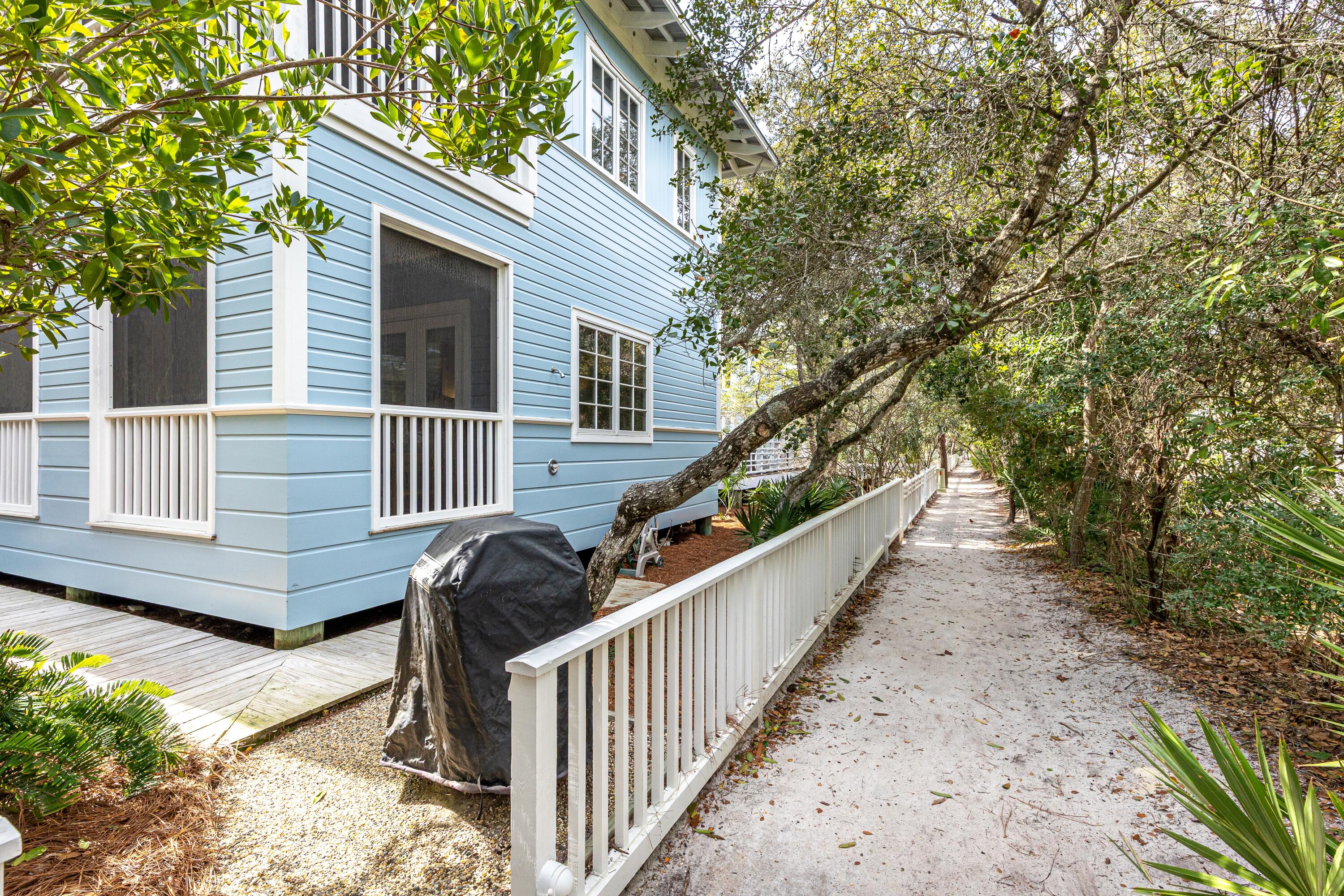 712 Forest Street