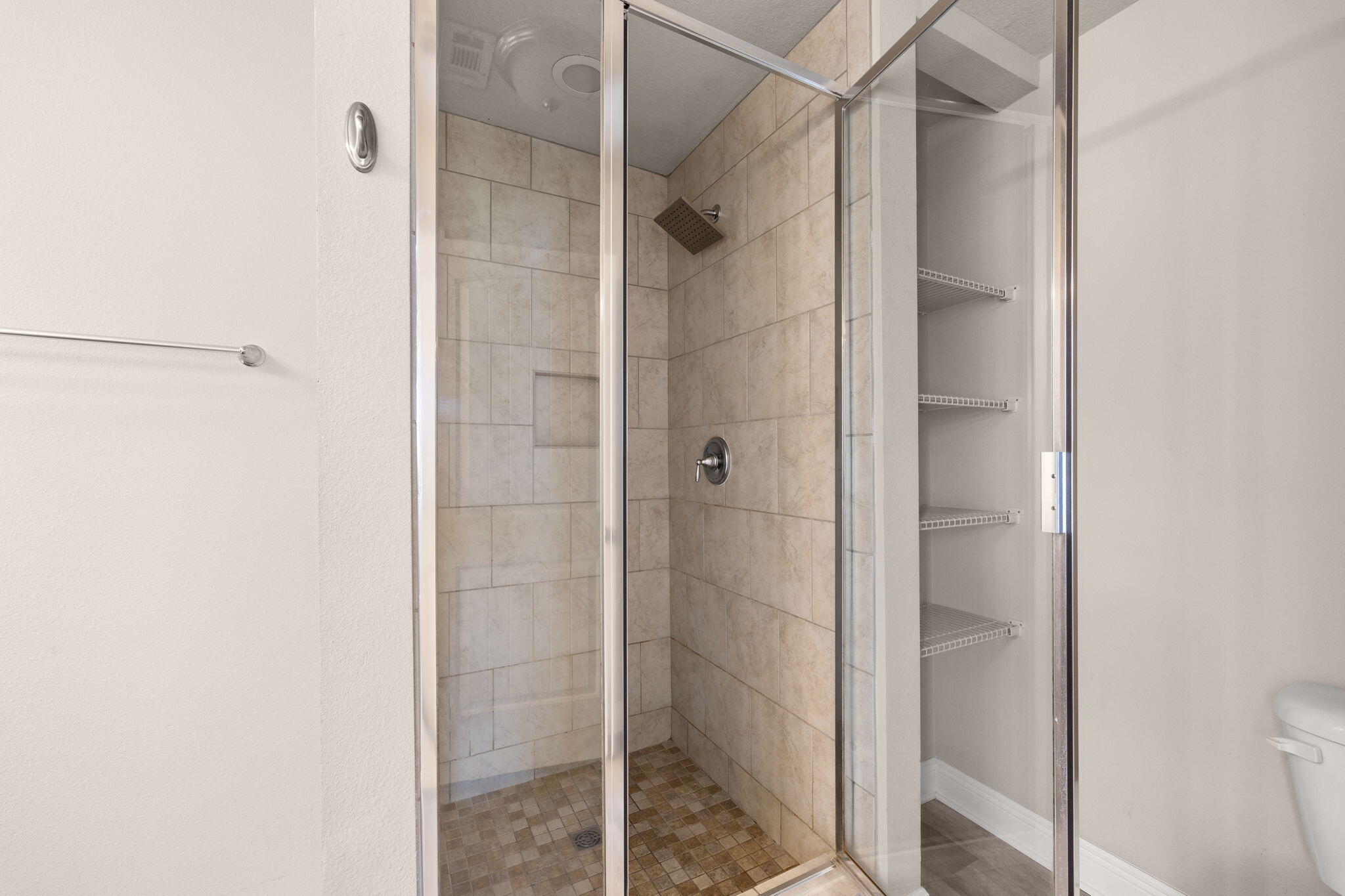 64 Crossing Lane UNIT A