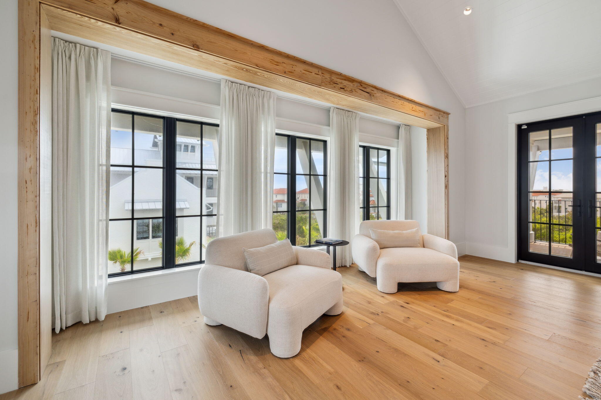 5022 W County Hwy 30A