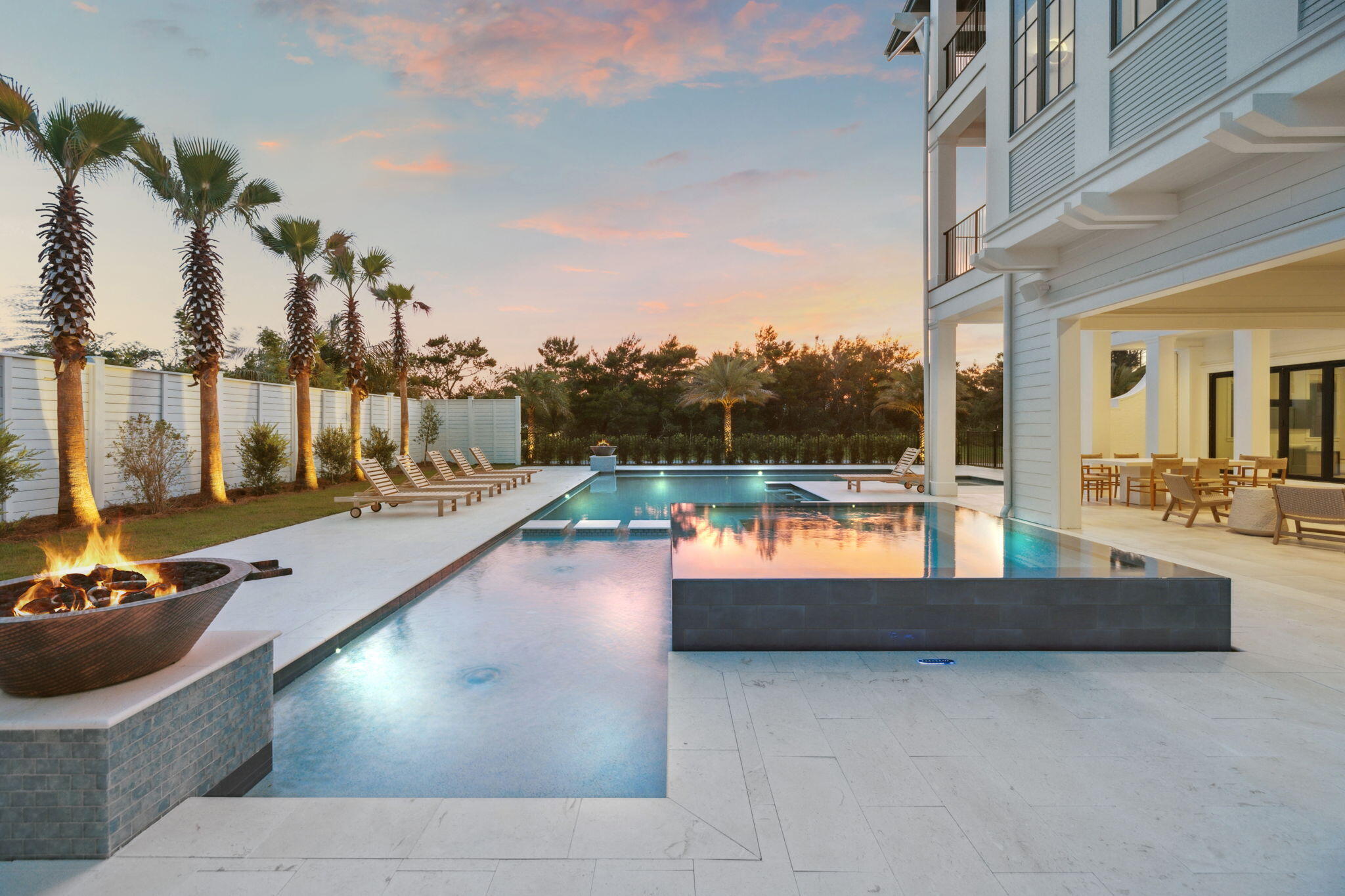 5022 W County Hwy 30A