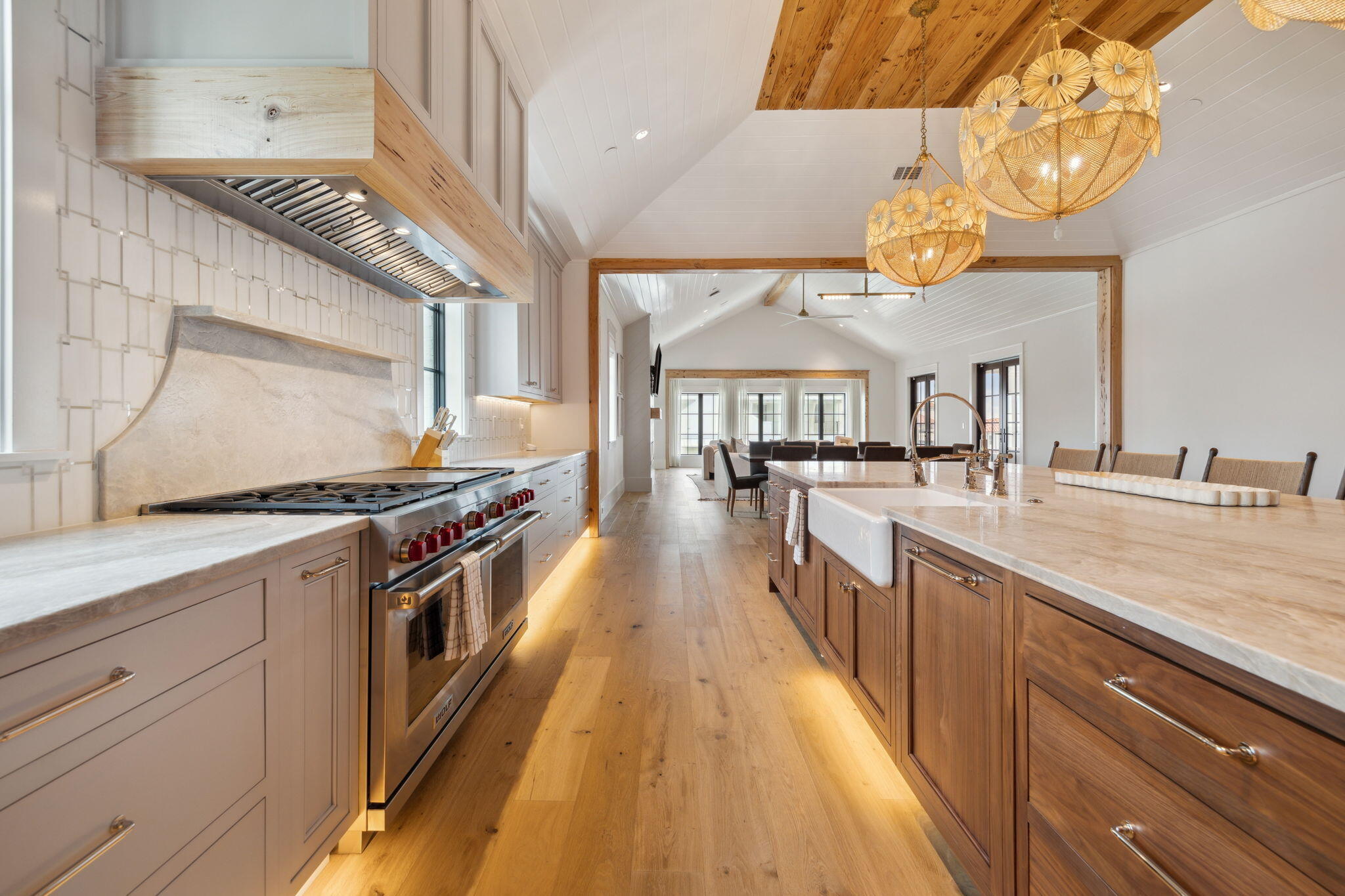 5022 W County Hwy 30A