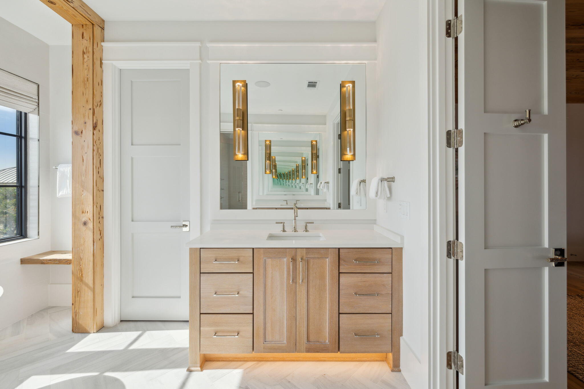 5022 W County Hwy 30A