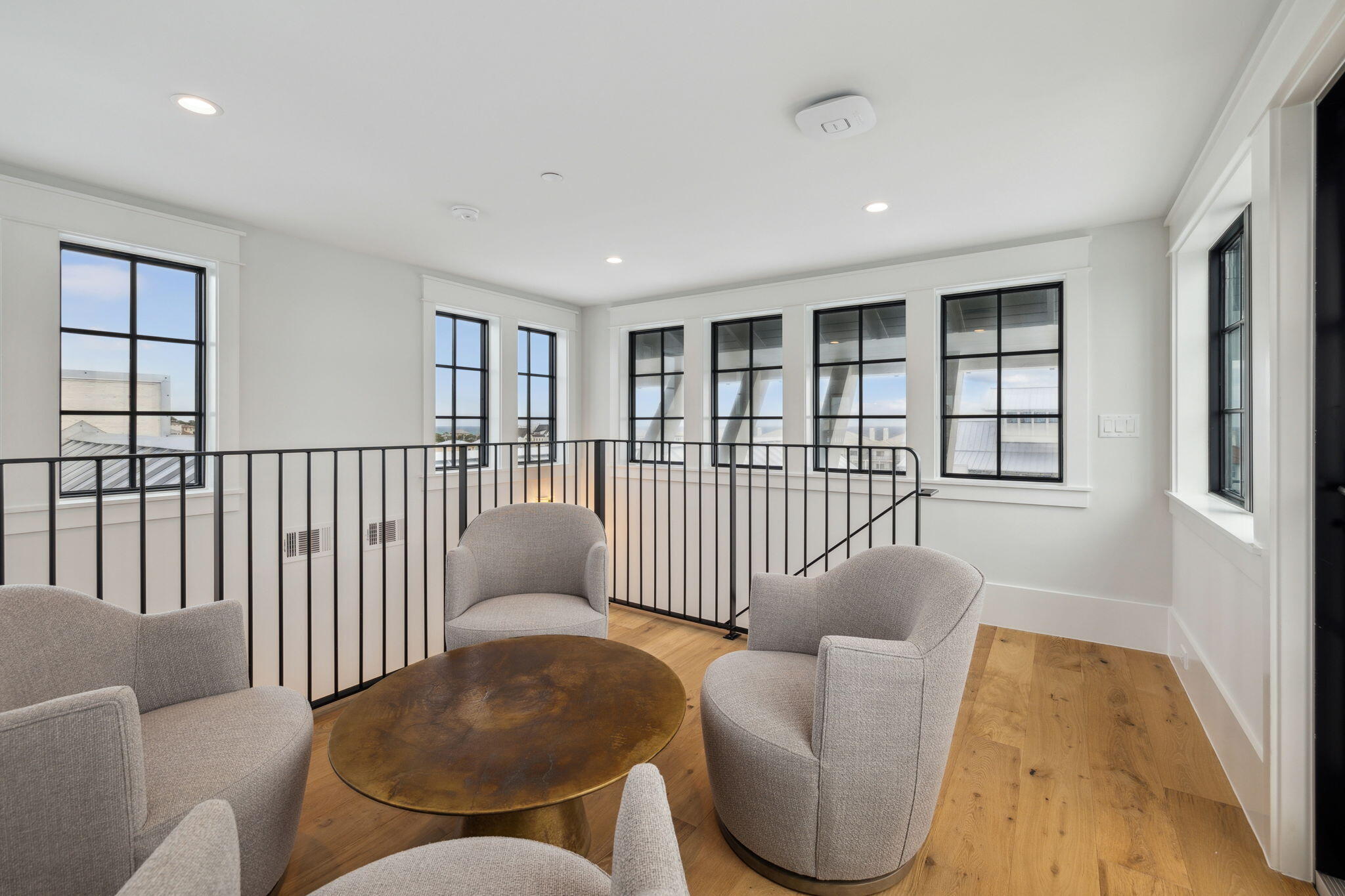 5022 W County Hwy 30A