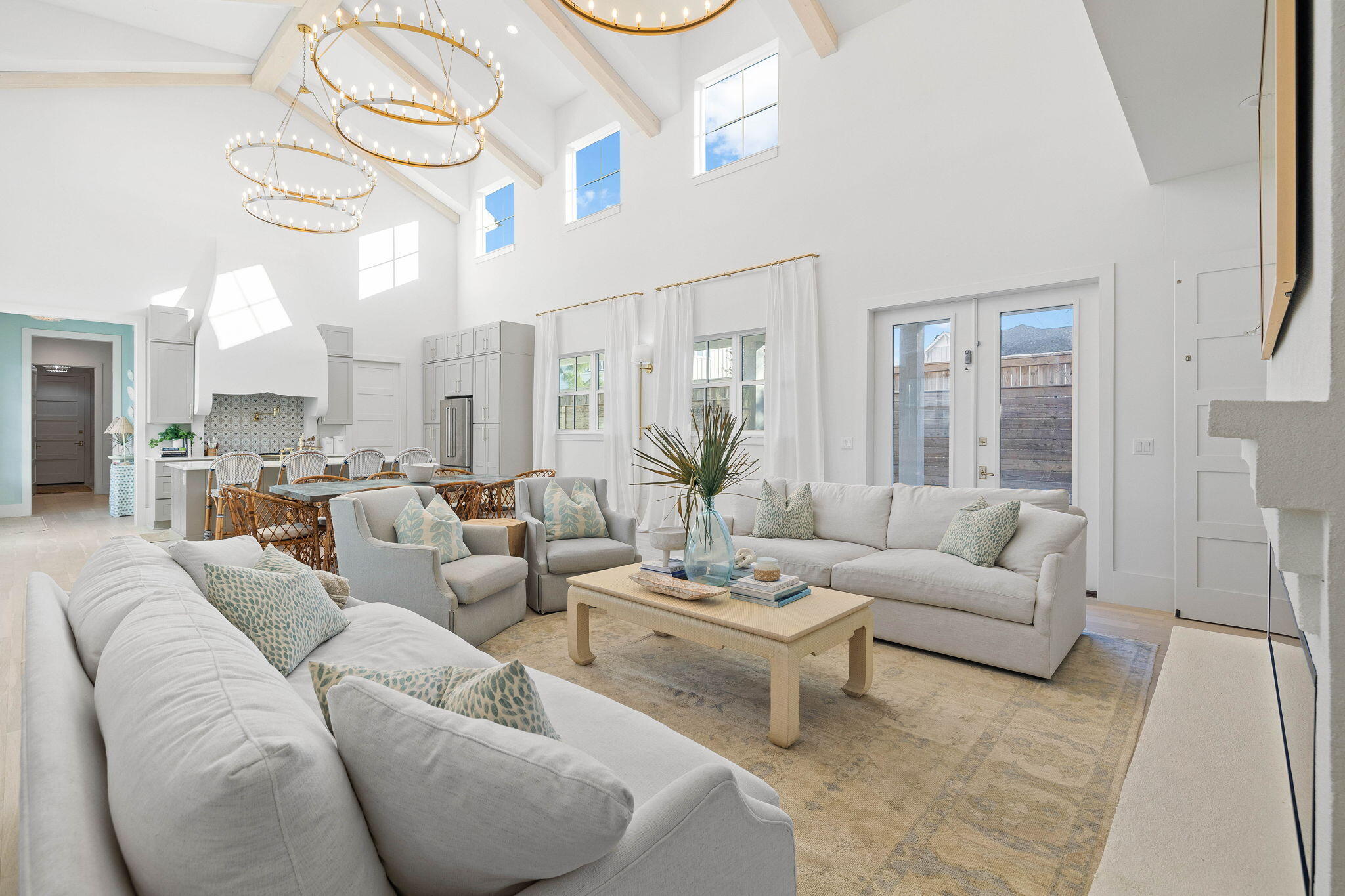 116 W Lamb Drive