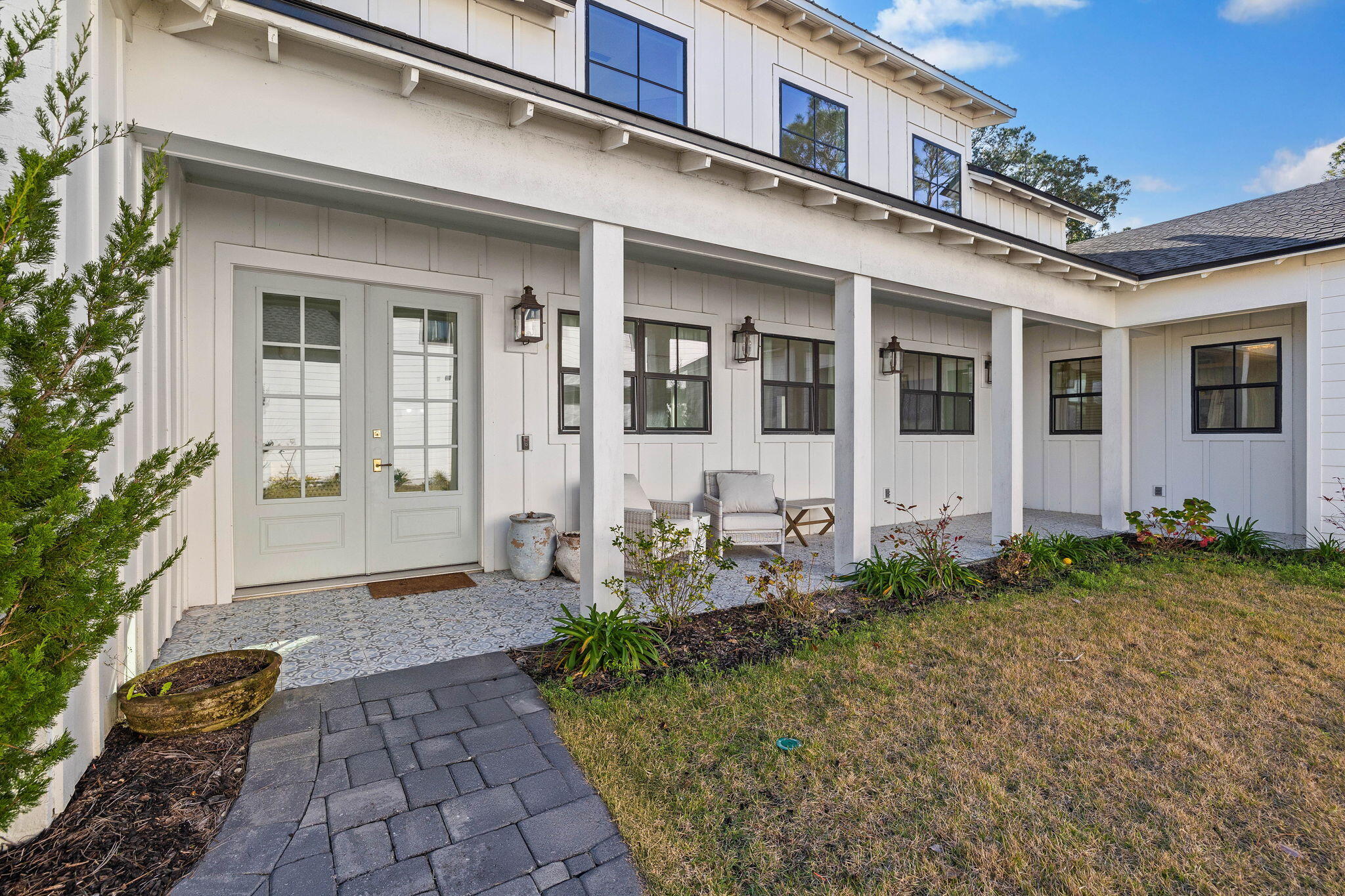 116 W Lamb Drive