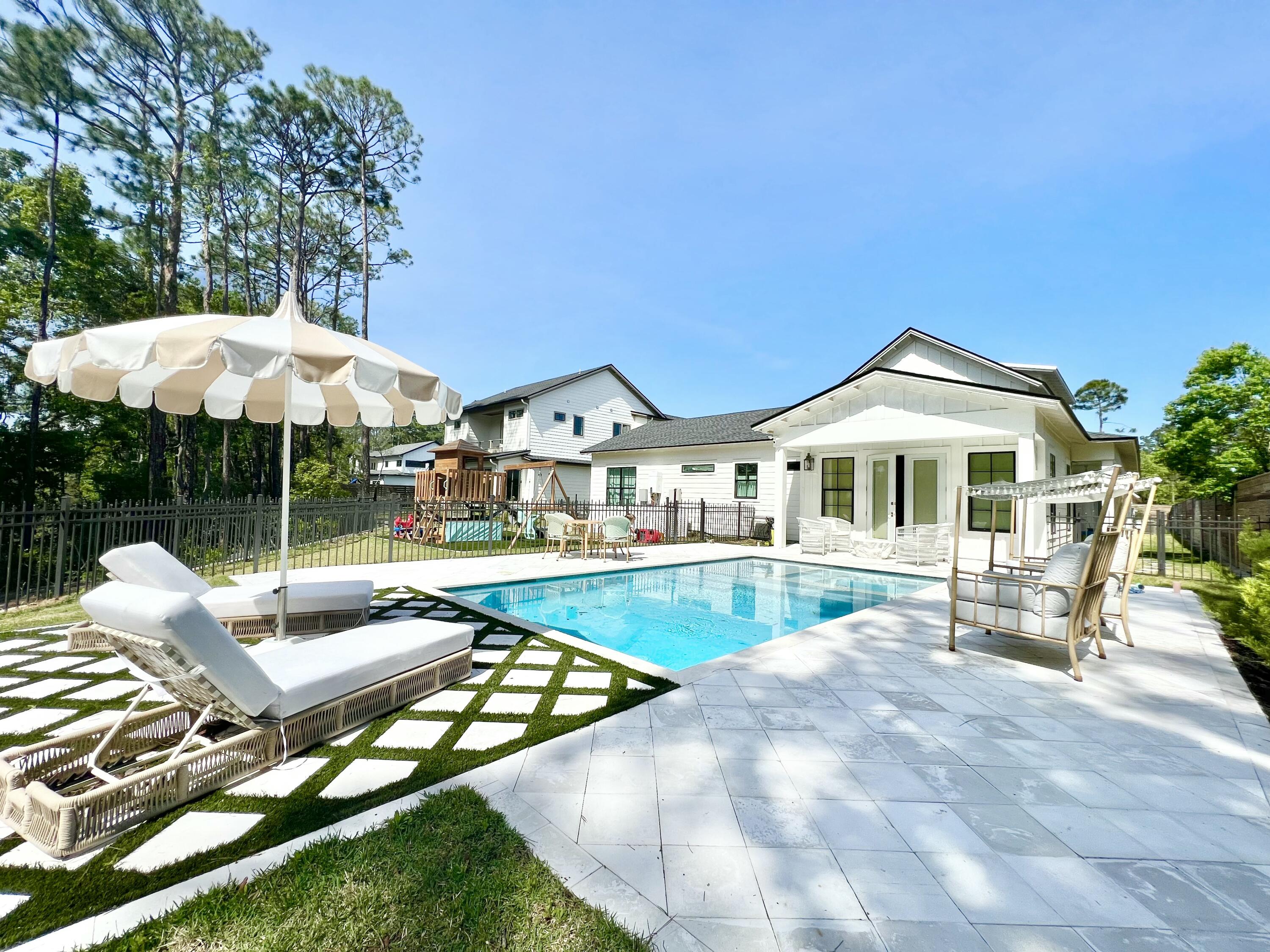 116 W Lamb Drive