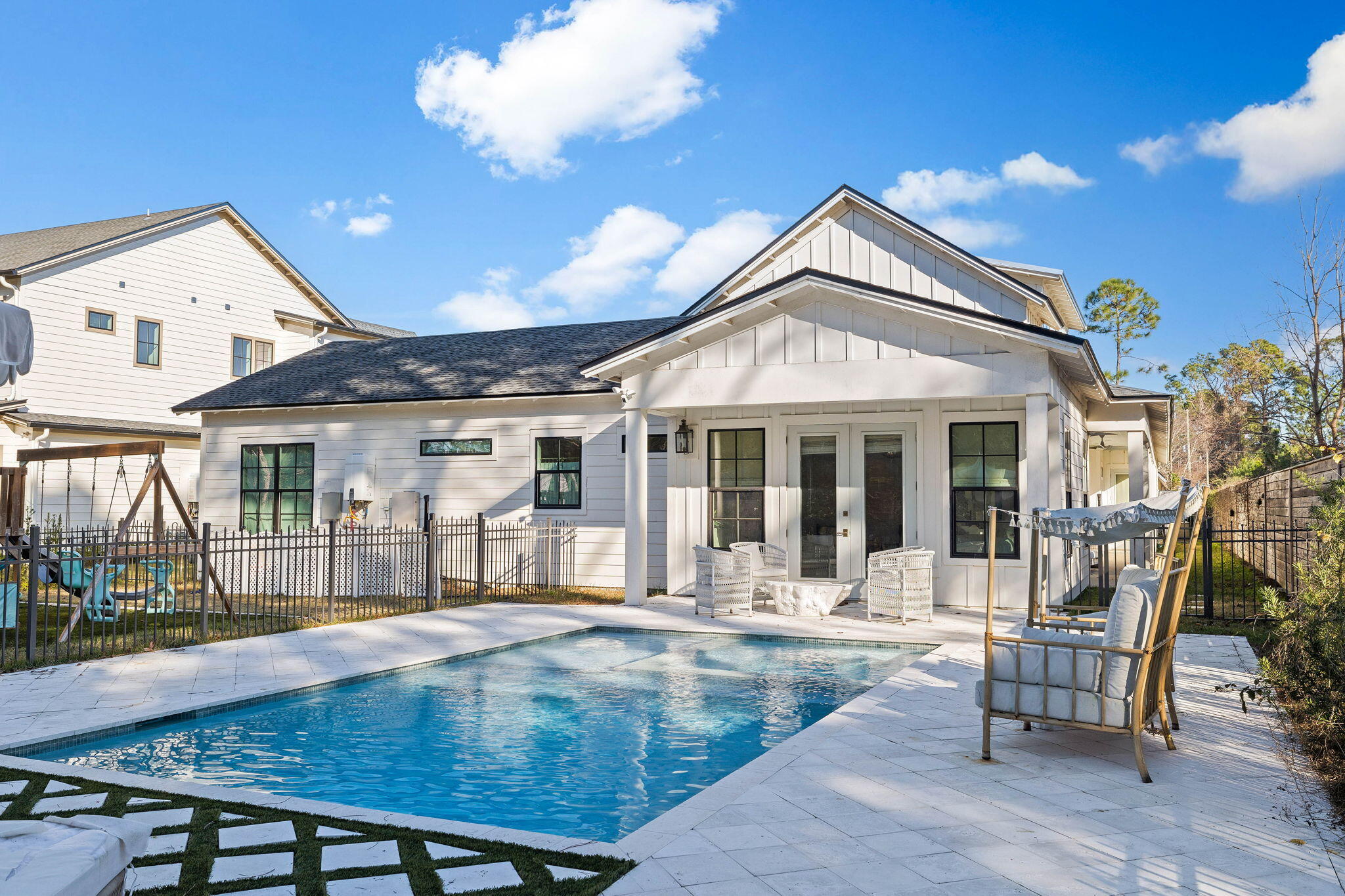 116 W Lamb Drive
